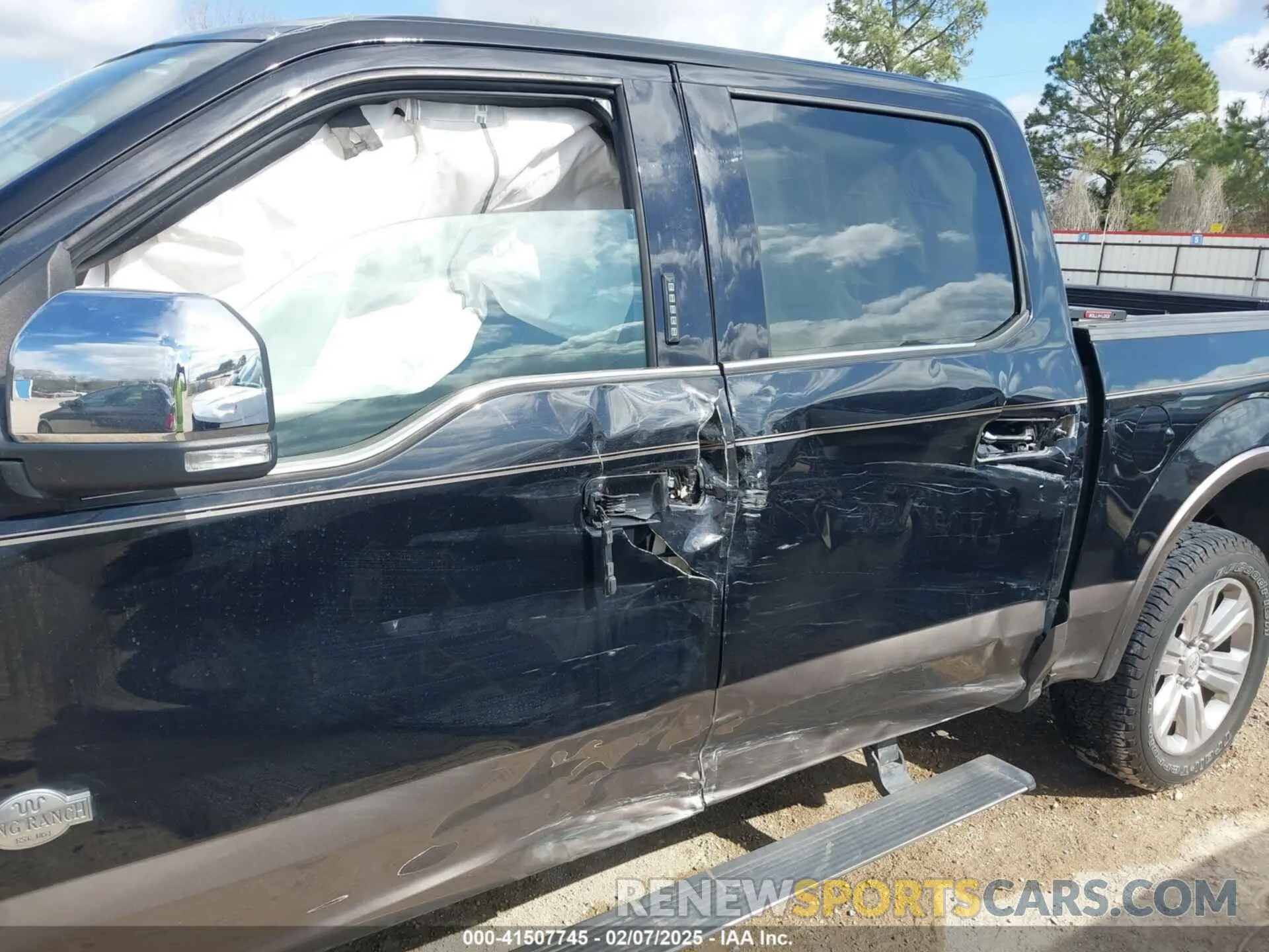 6 fotografías del automóvil dañado 1FTEW1E44KFC77742 FORD F-150 2019