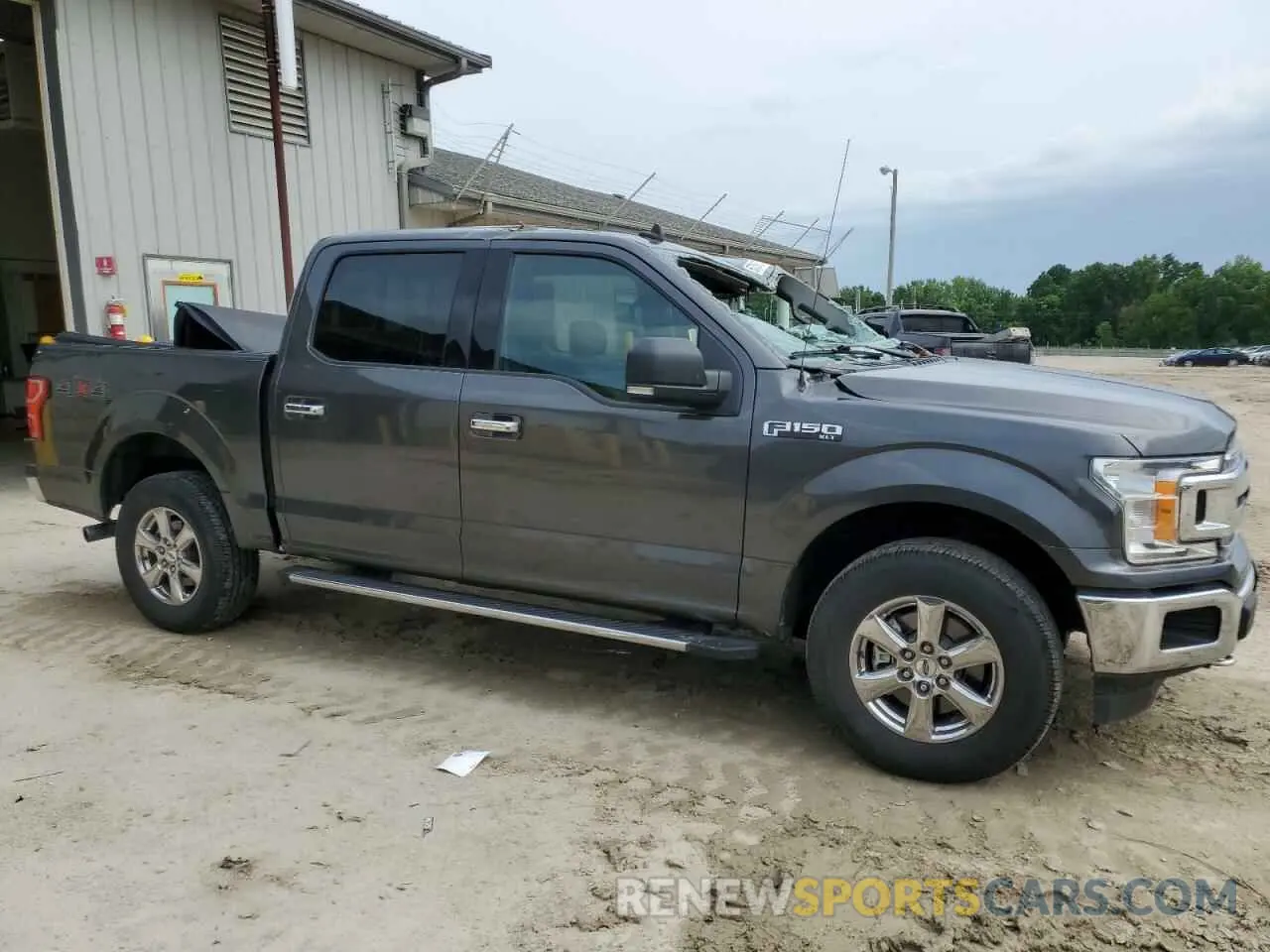 4 fotografías del automóvil dañado 1FTEW1E44KKE06148 FORD F-150 2019