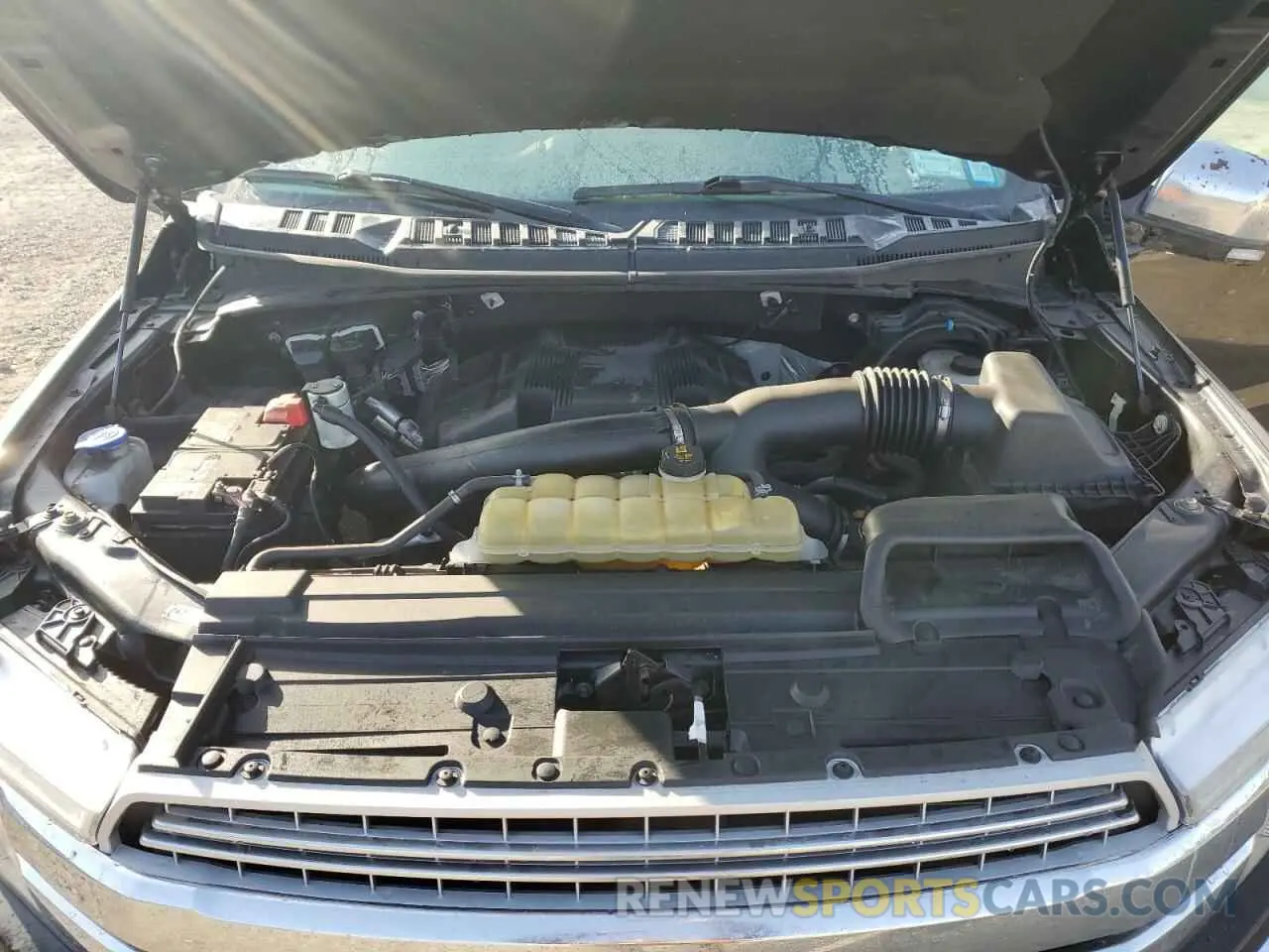 13 fotografías del automóvil dañado 1FTEW1E44KKF12471 FORD F-150 2019