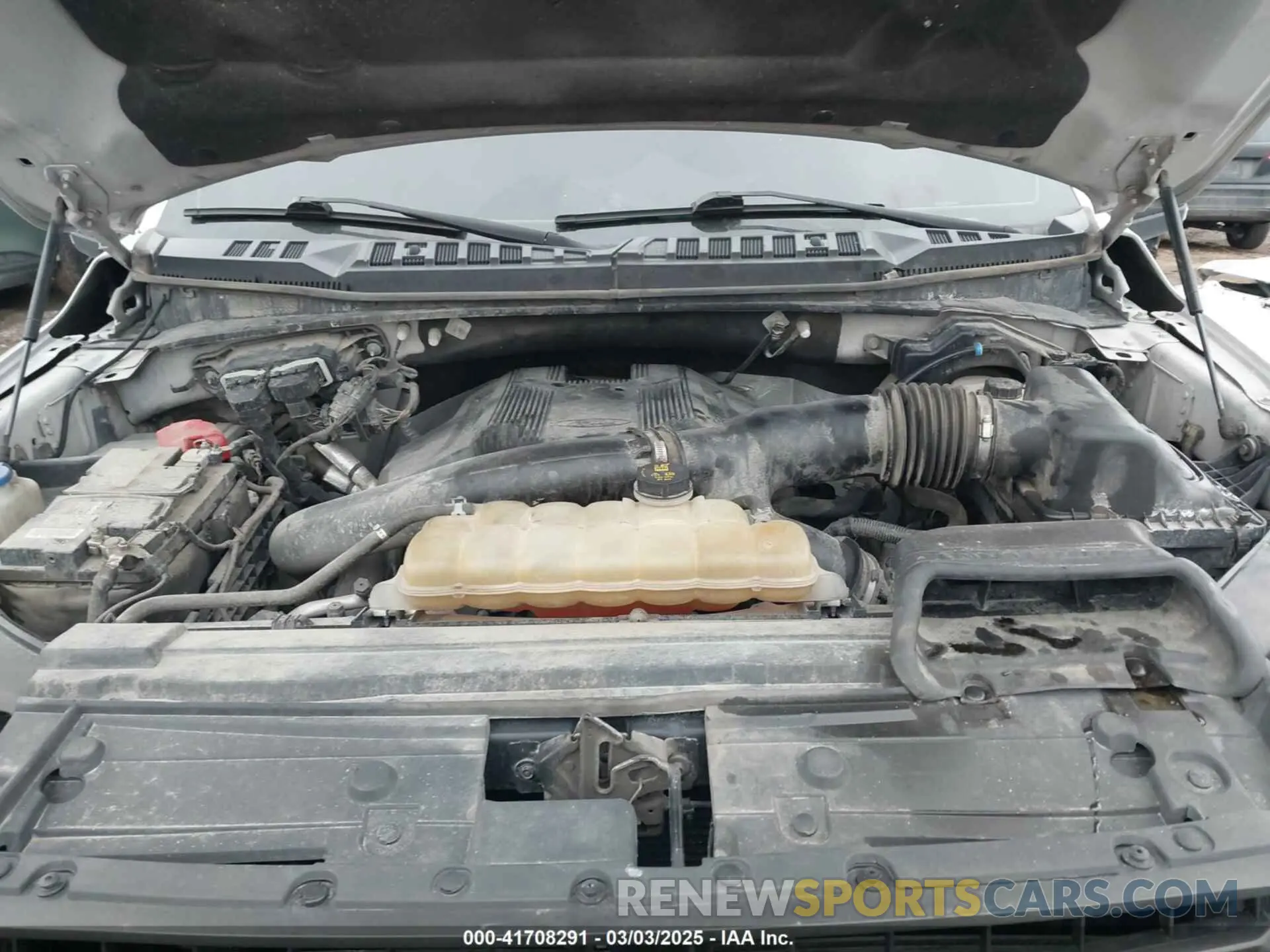 10 fotografías del automóvil dañado 1FTEW1E45KFB55357 FORD F-150 2019
