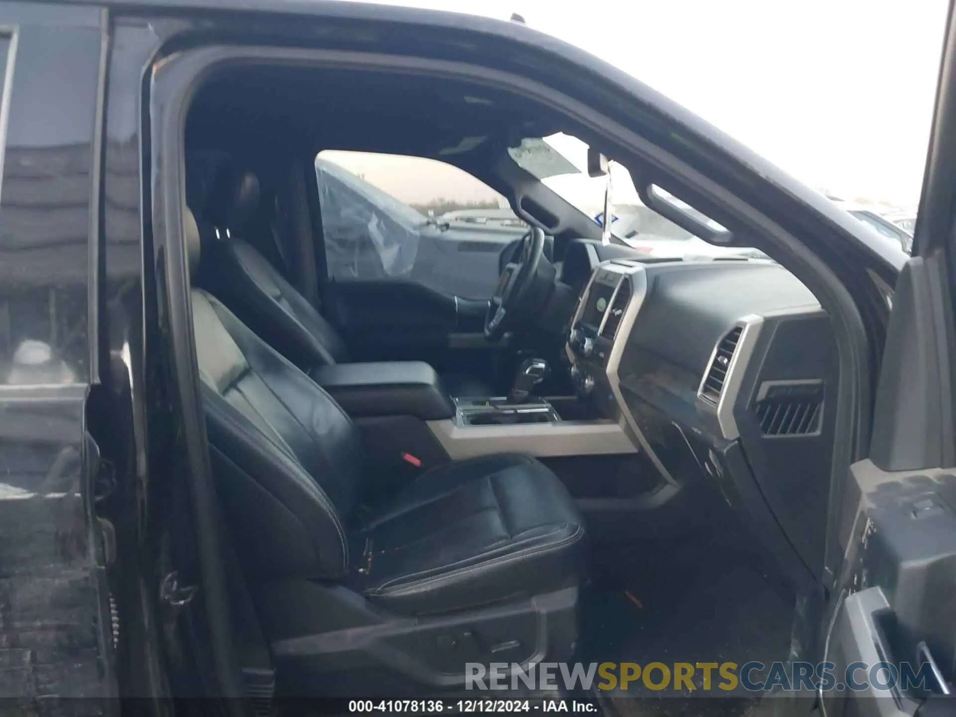 5 fotografías del automóvil dañado 1FTEW1E45KKC47947 FORD F-150 2019