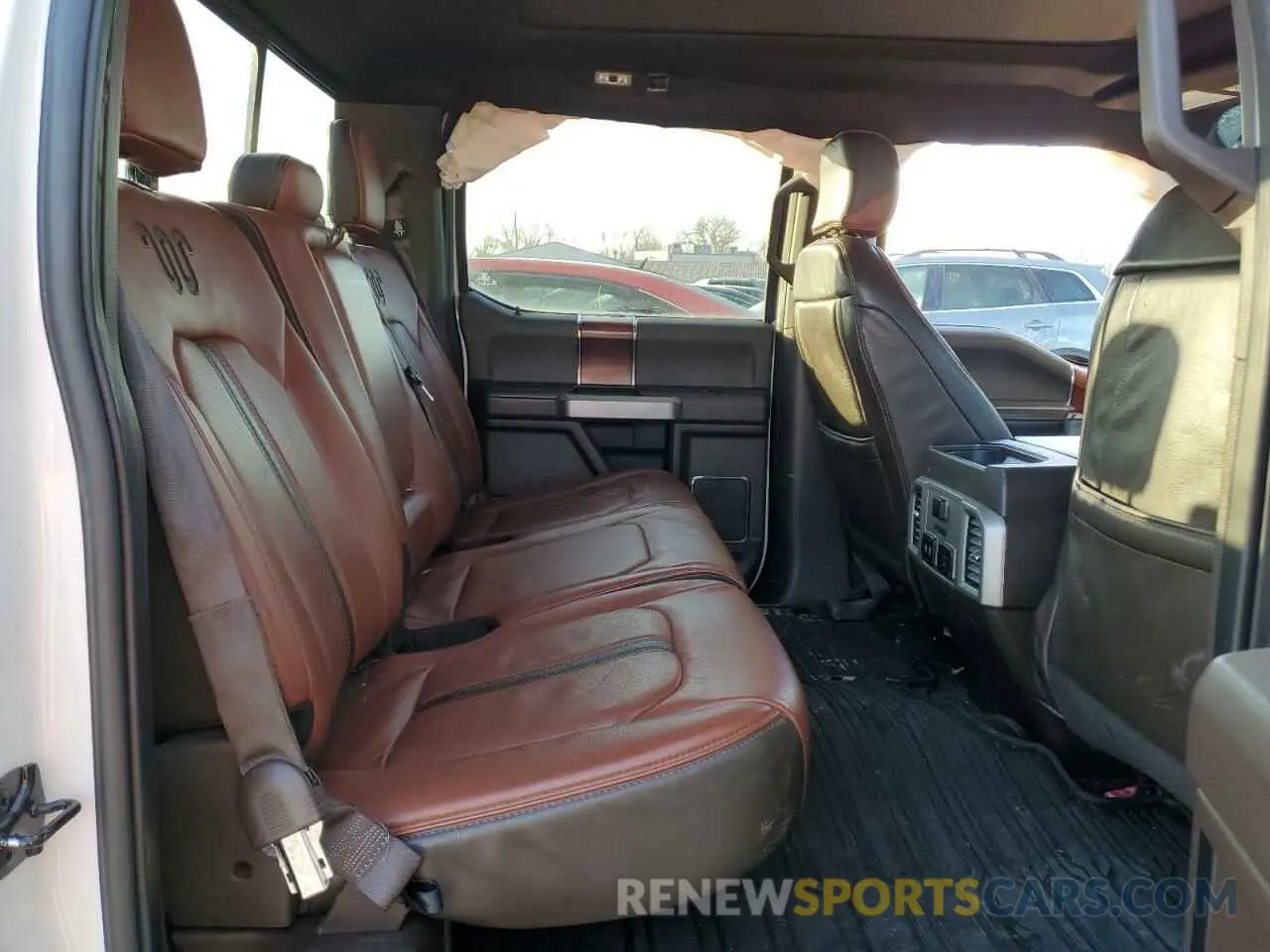 10 fotografías del automóvil dañado 1FTEW1E46KFC30549 FORD F-150 2019