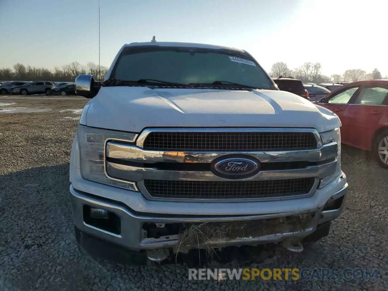 5 fotografías del automóvil dañado 1FTEW1E46KFC30549 FORD F-150 2019