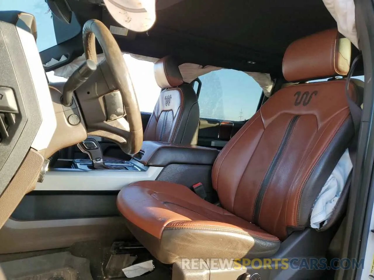 7 fotografías del automóvil dañado 1FTEW1E46KFC30549 FORD F-150 2019