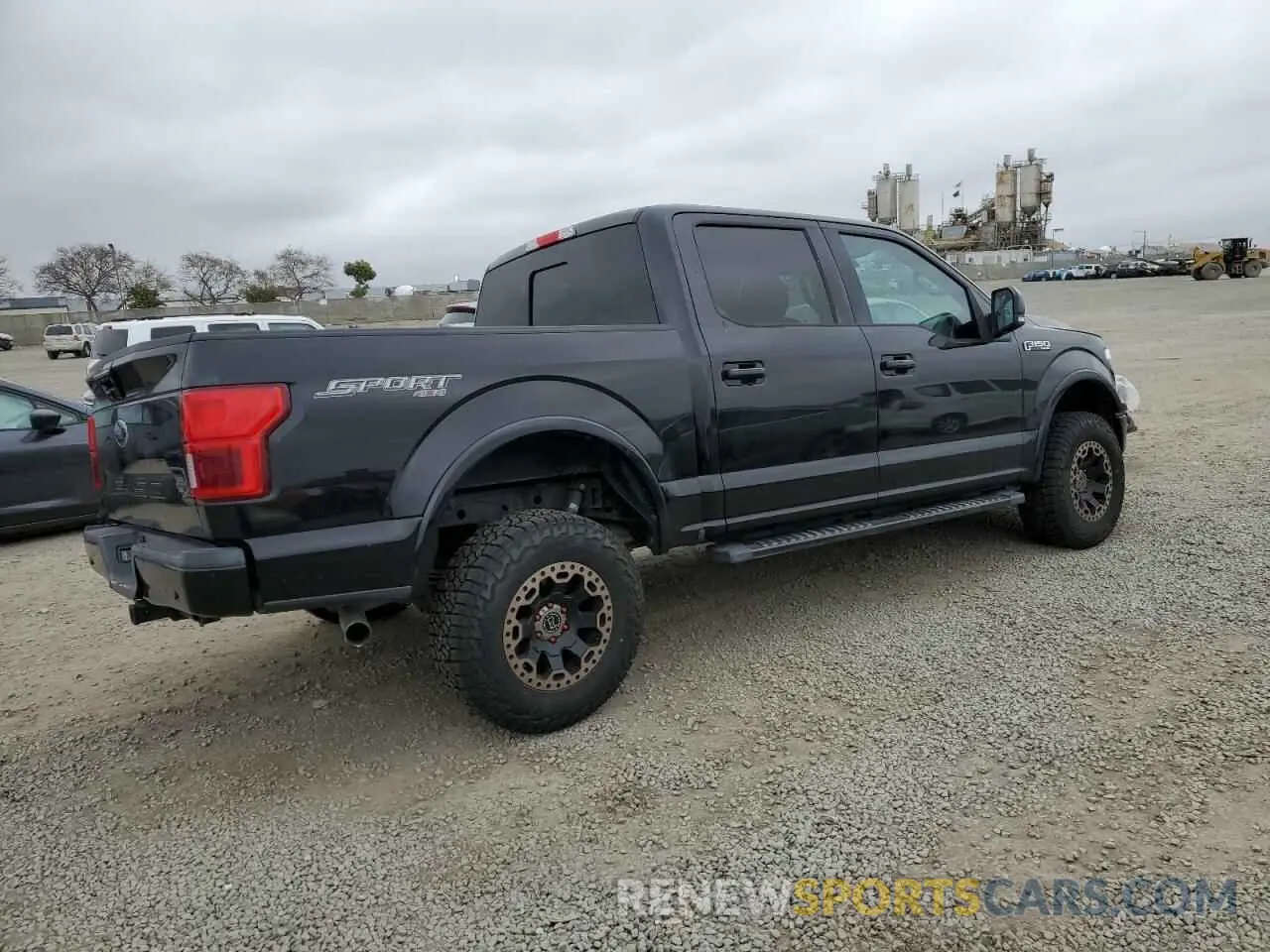 3 fotografías del automóvil dañado 1FTEW1E46KKC69679 FORD F-150 2019