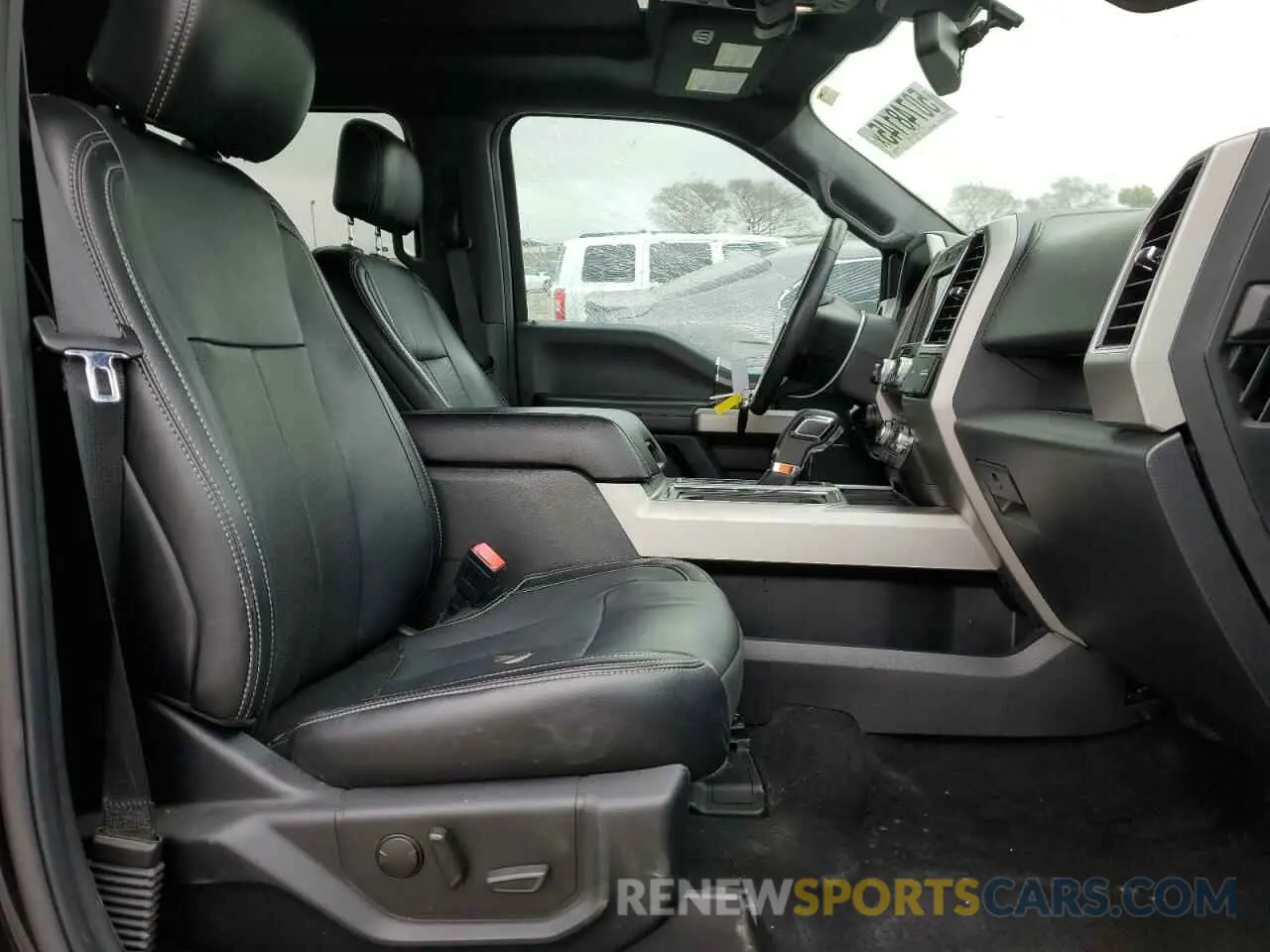 7 fotografías del automóvil dañado 1FTEW1E46KKC69679 FORD F-150 2019
