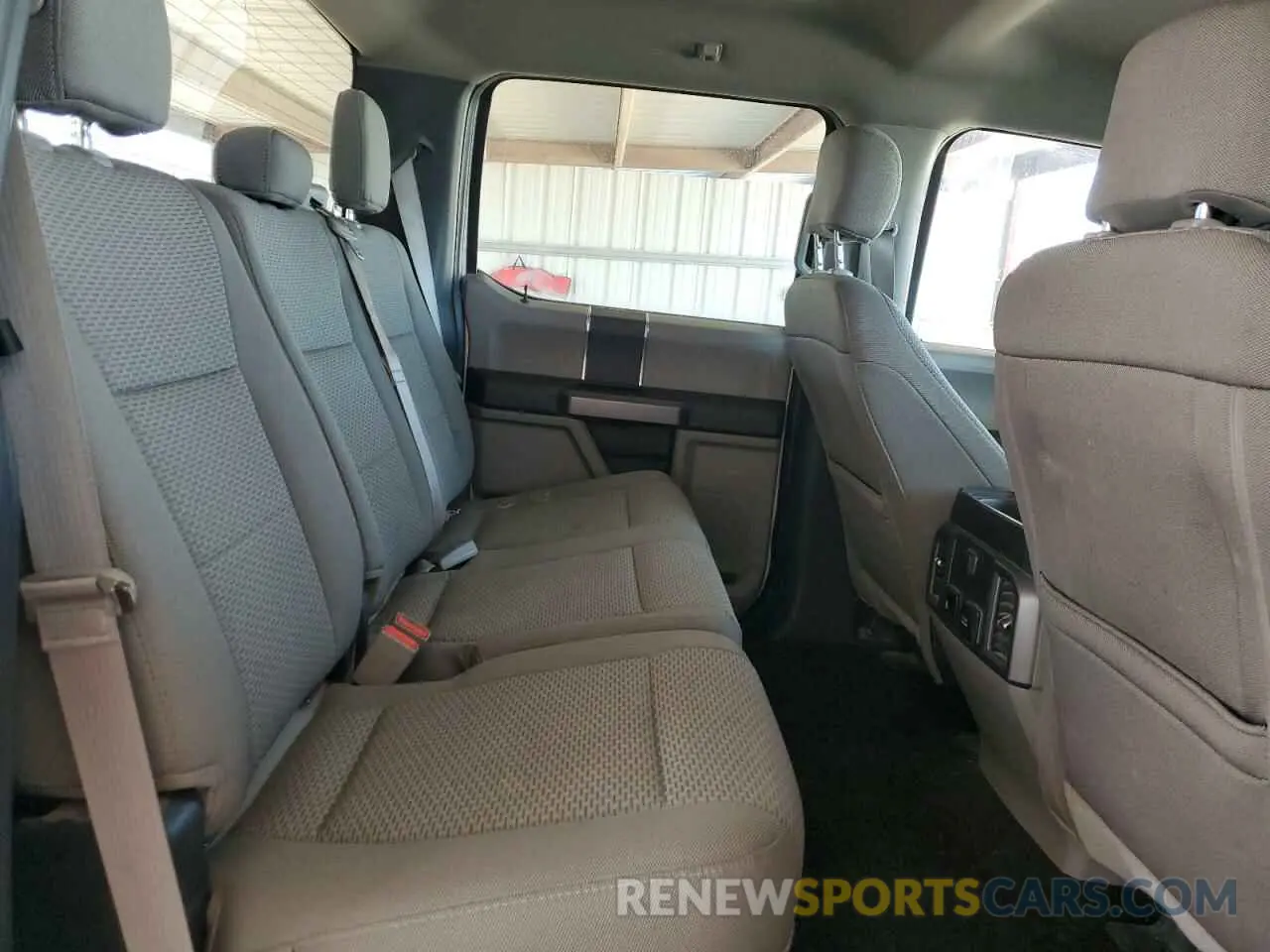 10 fotografías del automóvil dañado 1FTEW1E46KKE82793 FORD F-150 2019