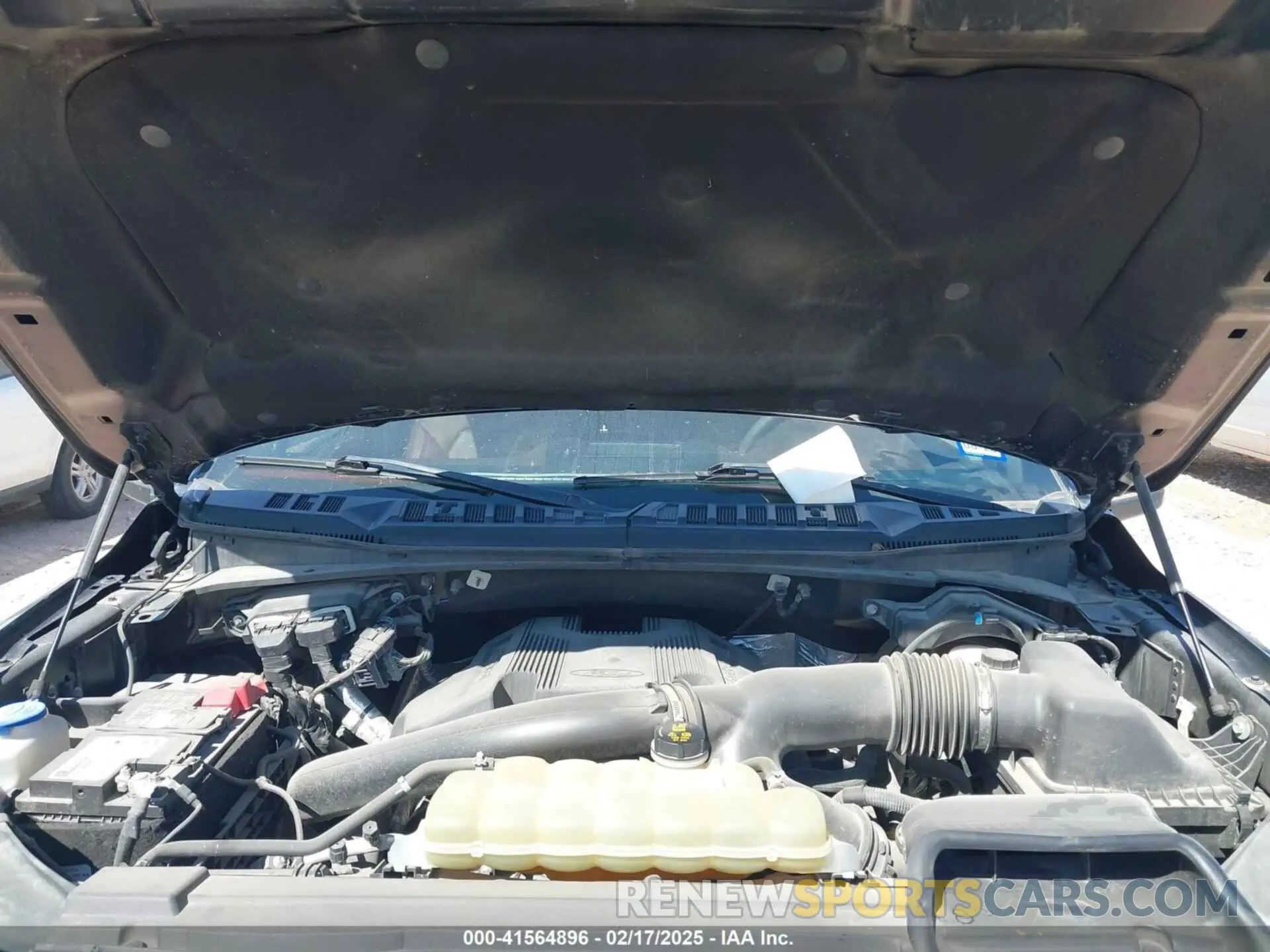 10 fotografías del automóvil dañado 1FTEW1E47KFD00513 FORD F-150 2019