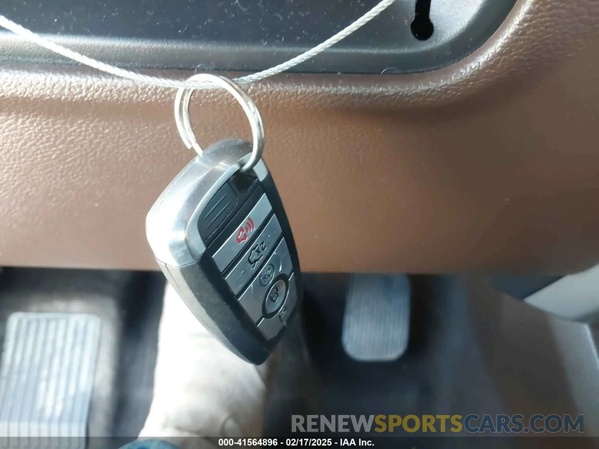 11 fotografías del automóvil dañado 1FTEW1E47KFD00513 FORD F-150 2019