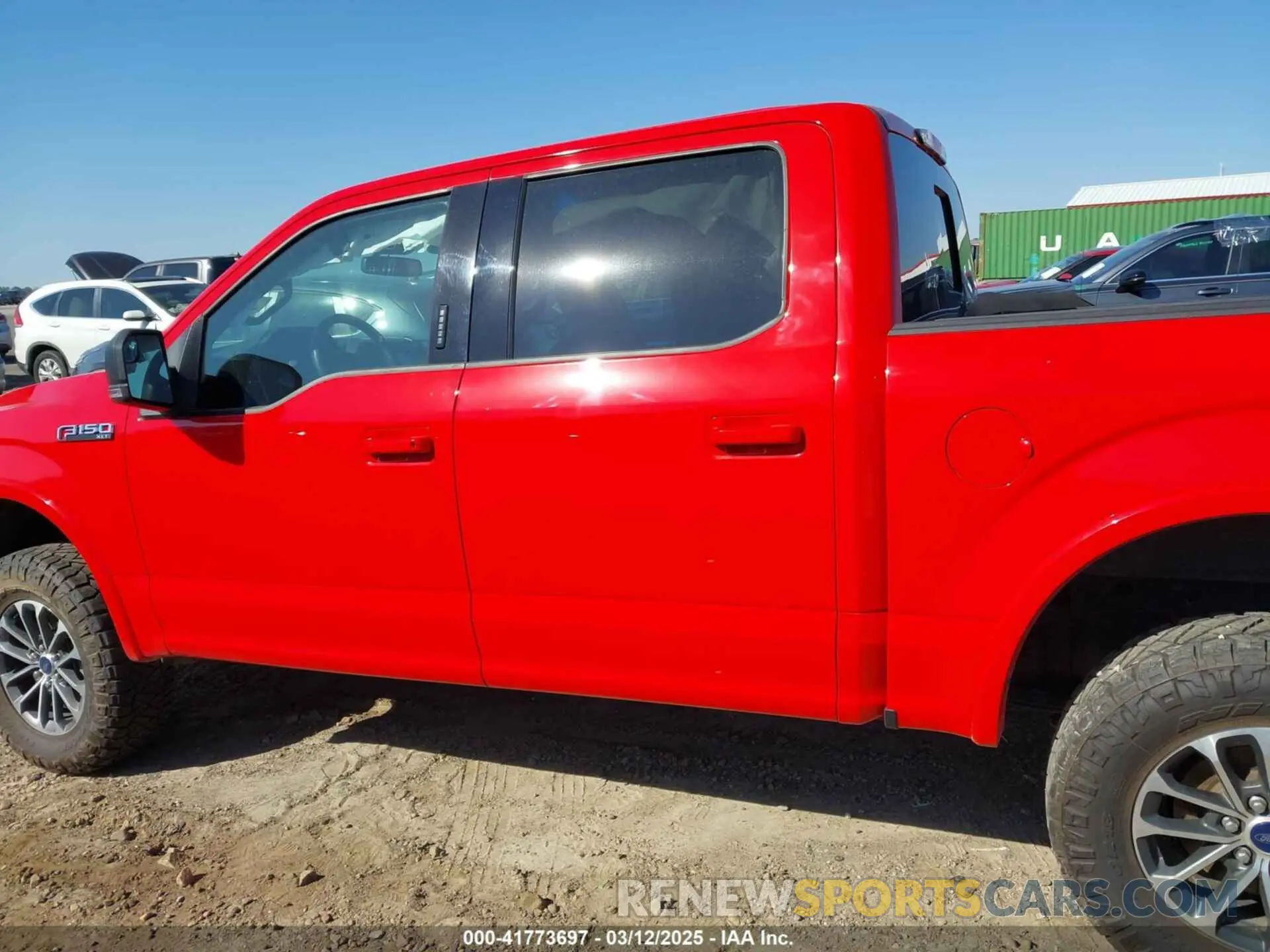 14 fotografías del automóvil dañado 1FTEW1E47KKF08947 FORD F-150 2019