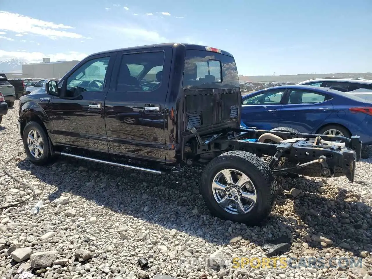 2 fotografías del automóvil dañado 1FTEW1E48KKD74160 FORD F-150 2019