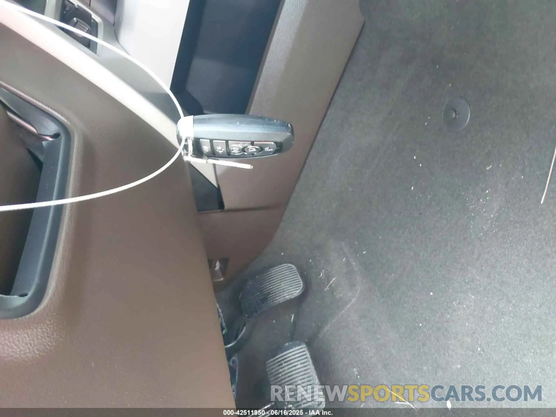 11 fotografías del automóvil dañado 1FTEW1E49KFC84721 FORD F-150 2019