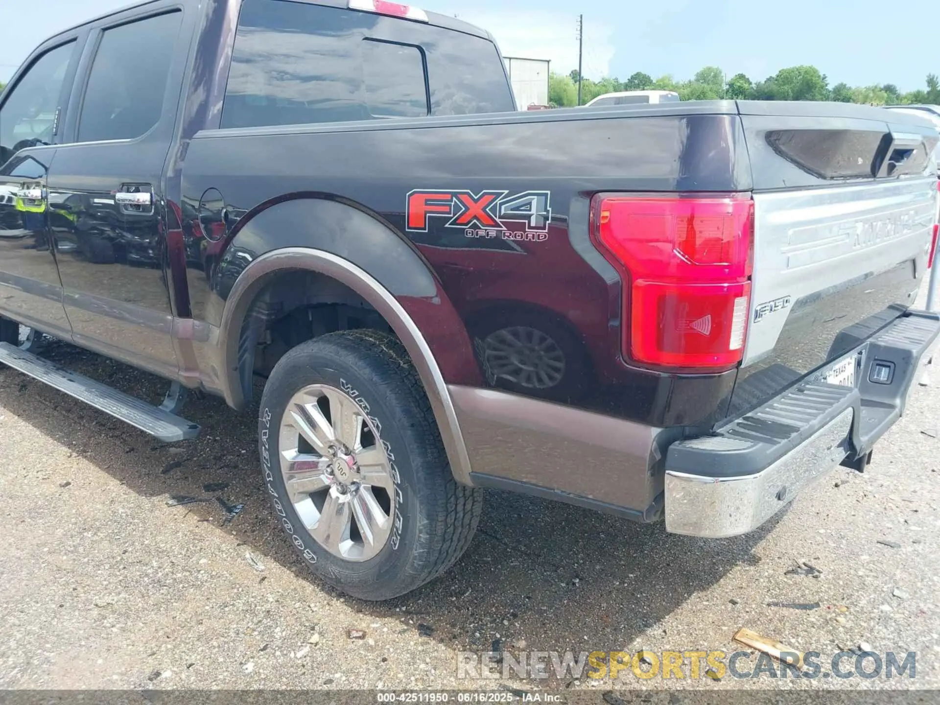 3 fotografías del automóvil dañado 1FTEW1E49KFC84721 FORD F-150 2019