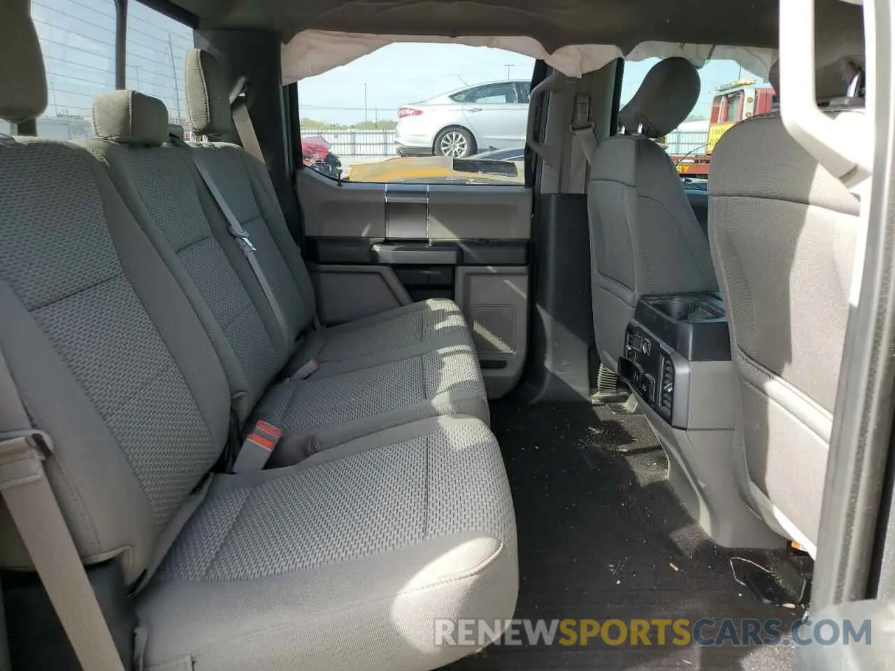 10 fotografías del automóvil dañado 1FTEW1E49KKC32755 FORD F-150 2019