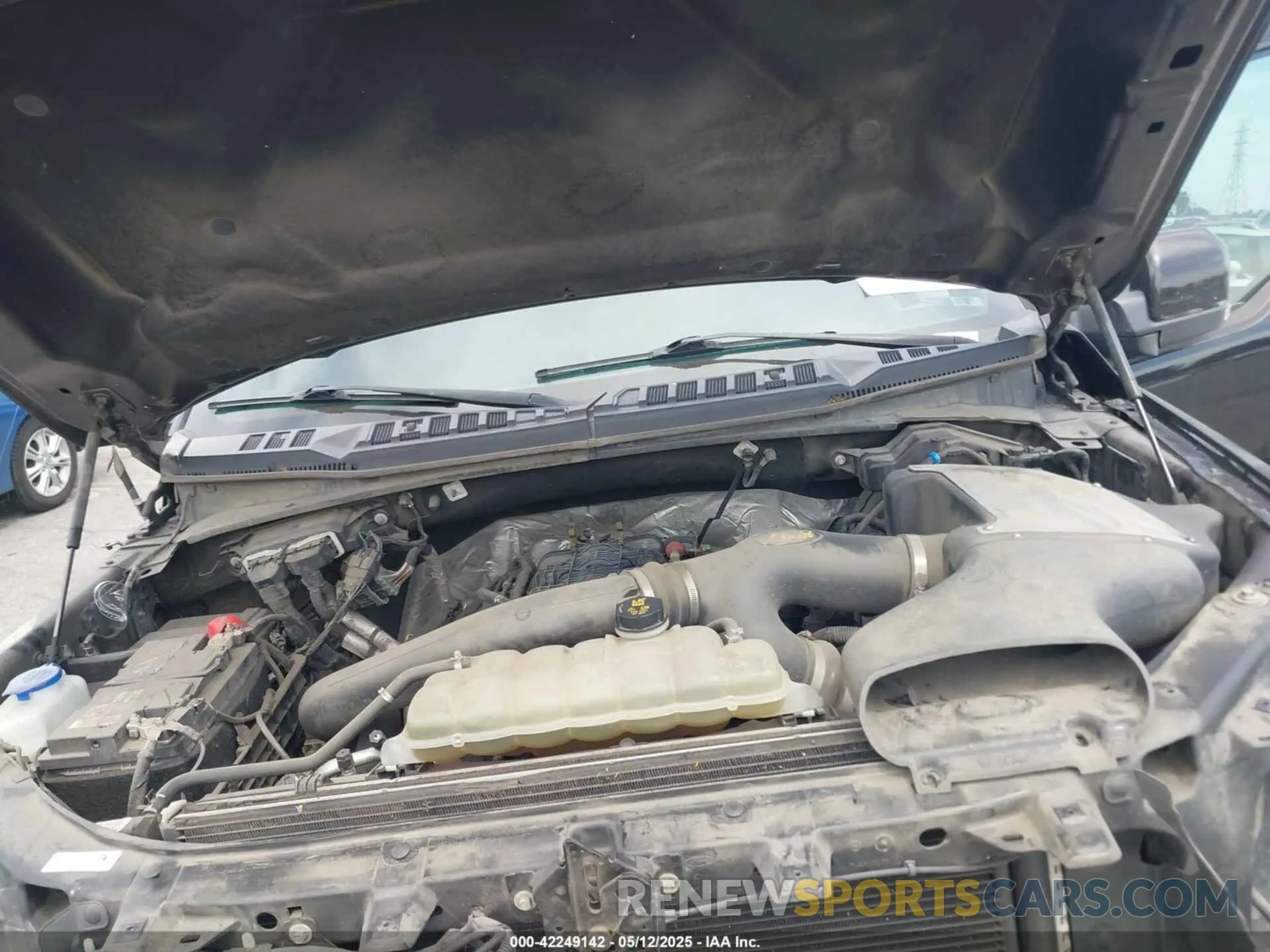 10 fotografías del automóvil dañado 1FTEW1E49KKE80701 FORD F-150 2019