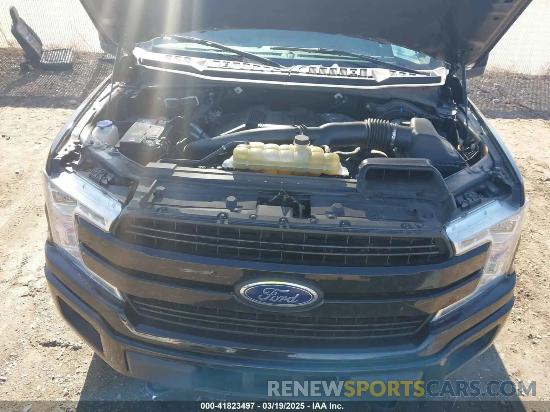 10 fotografías del automóvil dañado 1FTEW1E4XKFD22053 FORD F-150 2019
