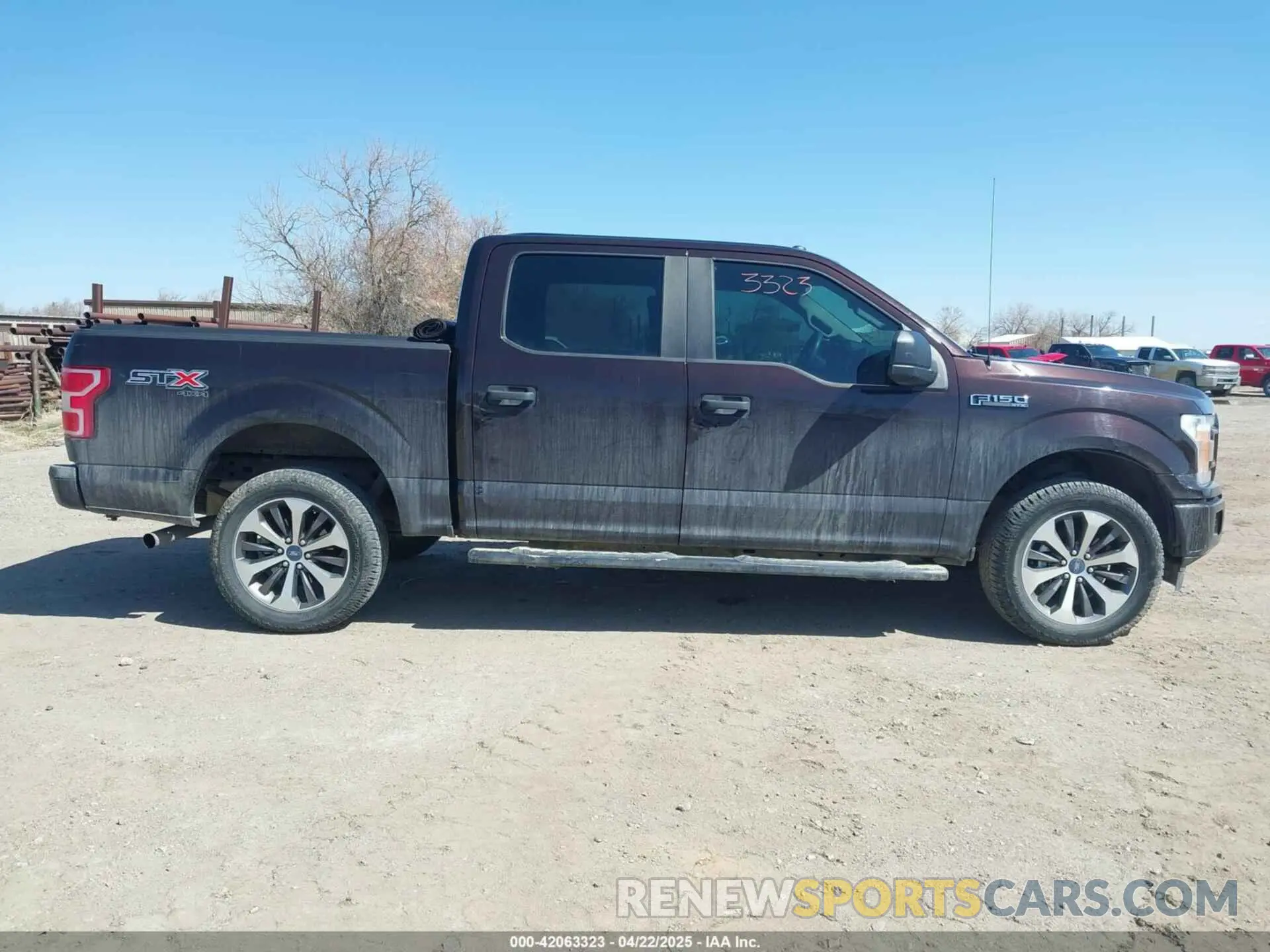14 fotografías del automóvil dañado 1FTEW1E4XKKE93960 FORD F-150 2019