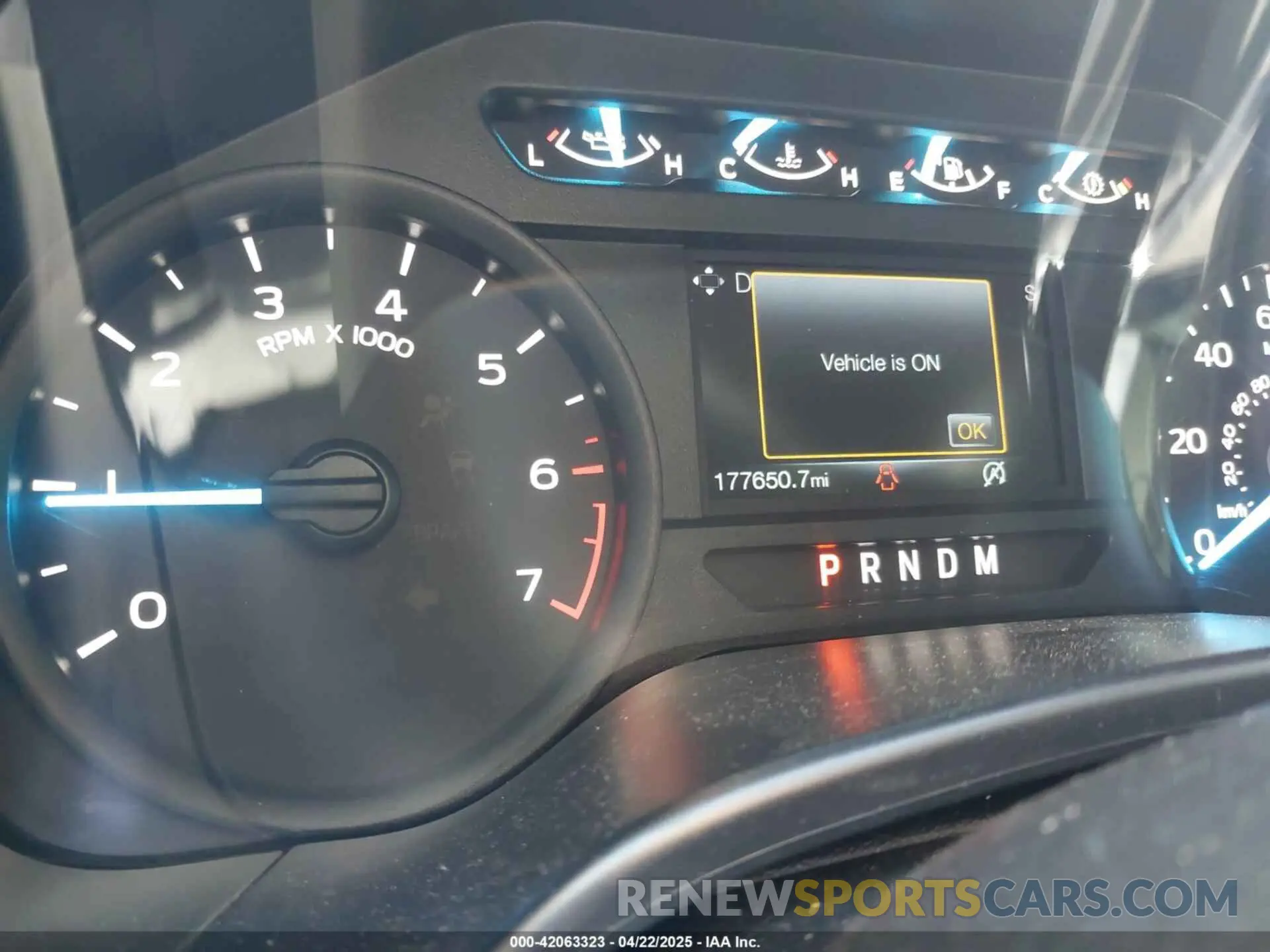16 fotografías del automóvil dañado 1FTEW1E4XKKE93960 FORD F-150 2019
