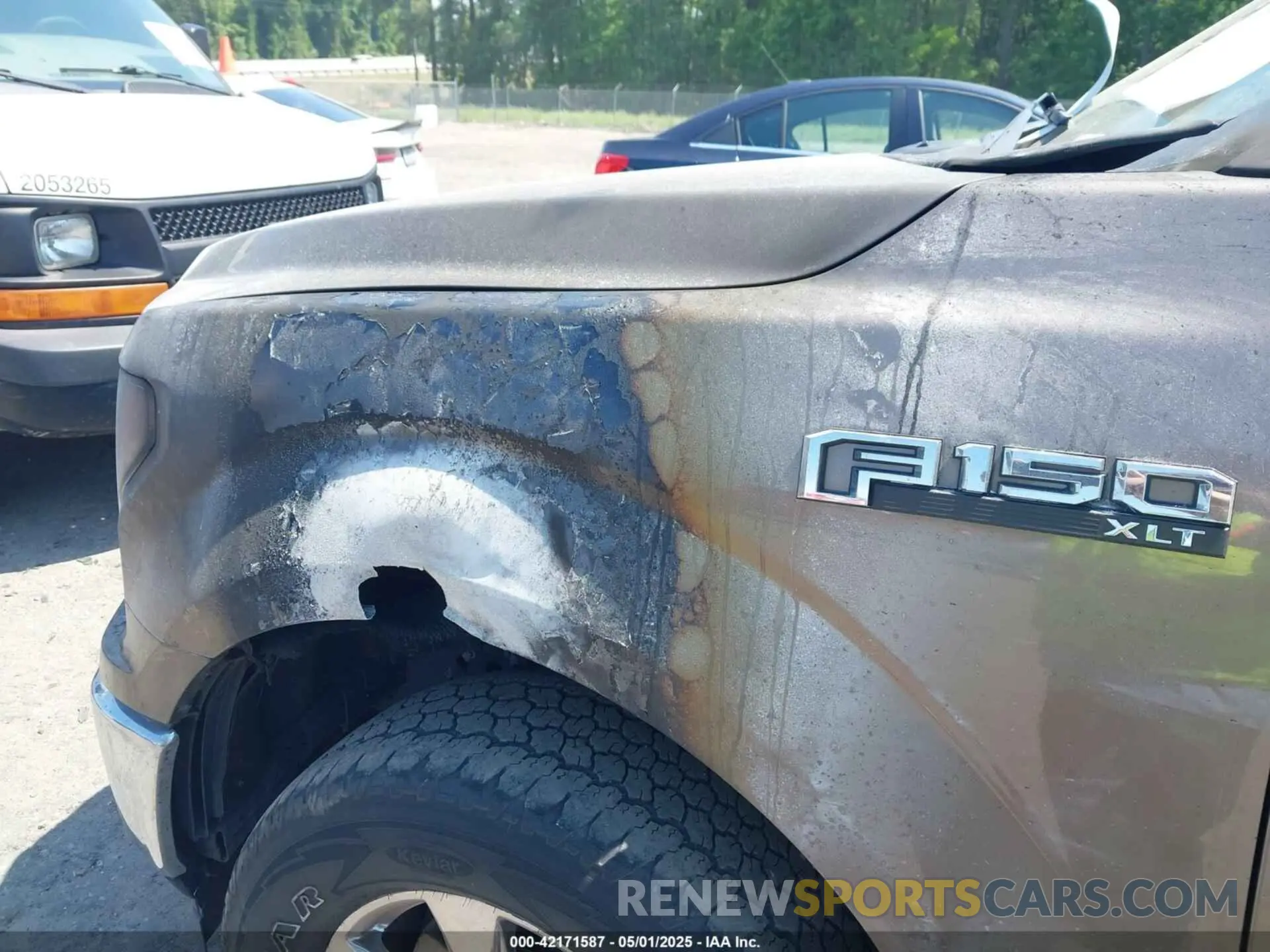 6 fotografías del automóvil dañado 1FTEW1E4XKKF30179 FORD F-150 2019