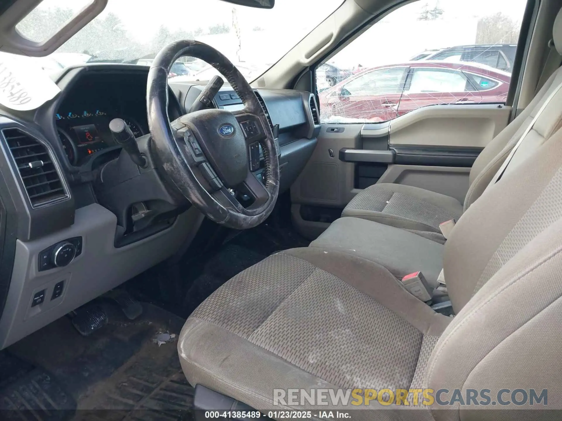 5 fotografías del automóvil dañado 1FTEW1E50KFA47687 FORD F-150 2019