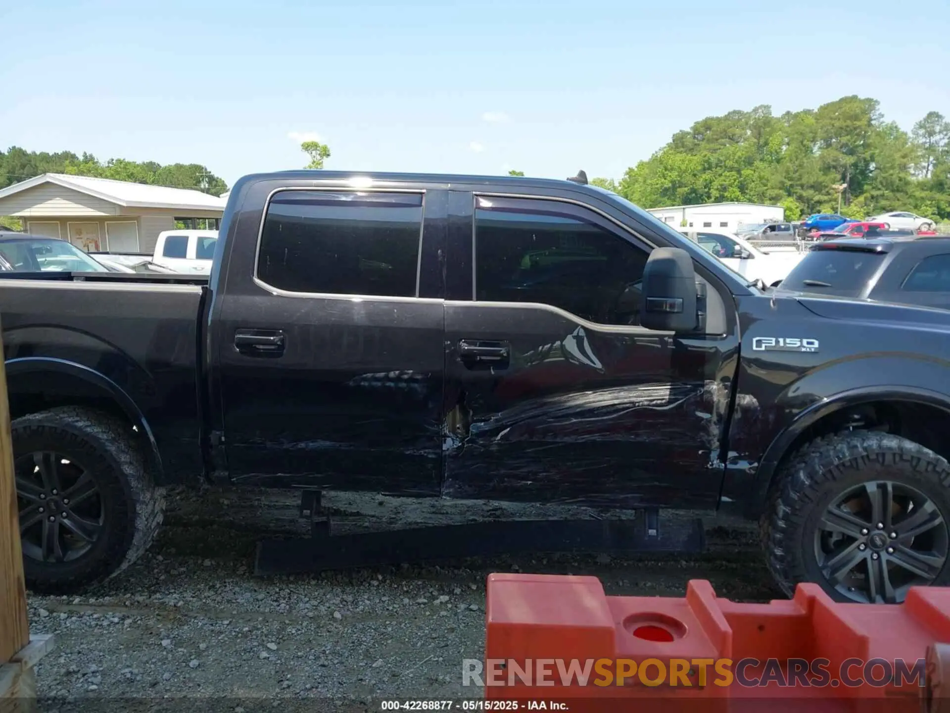 13 fotografías del automóvil dañado 1FTEW1E50KFC01637 FORD F-150 2019