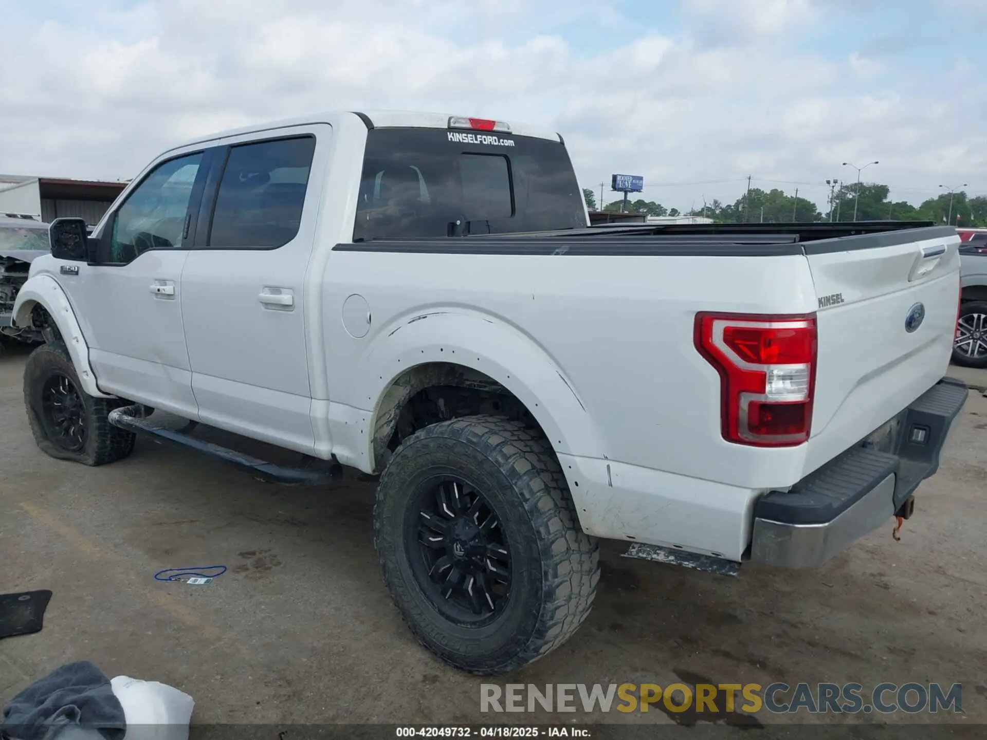 3 fotografías del automóvil dañado 1FTEW1E51KKC41183 FORD F-150 2019
