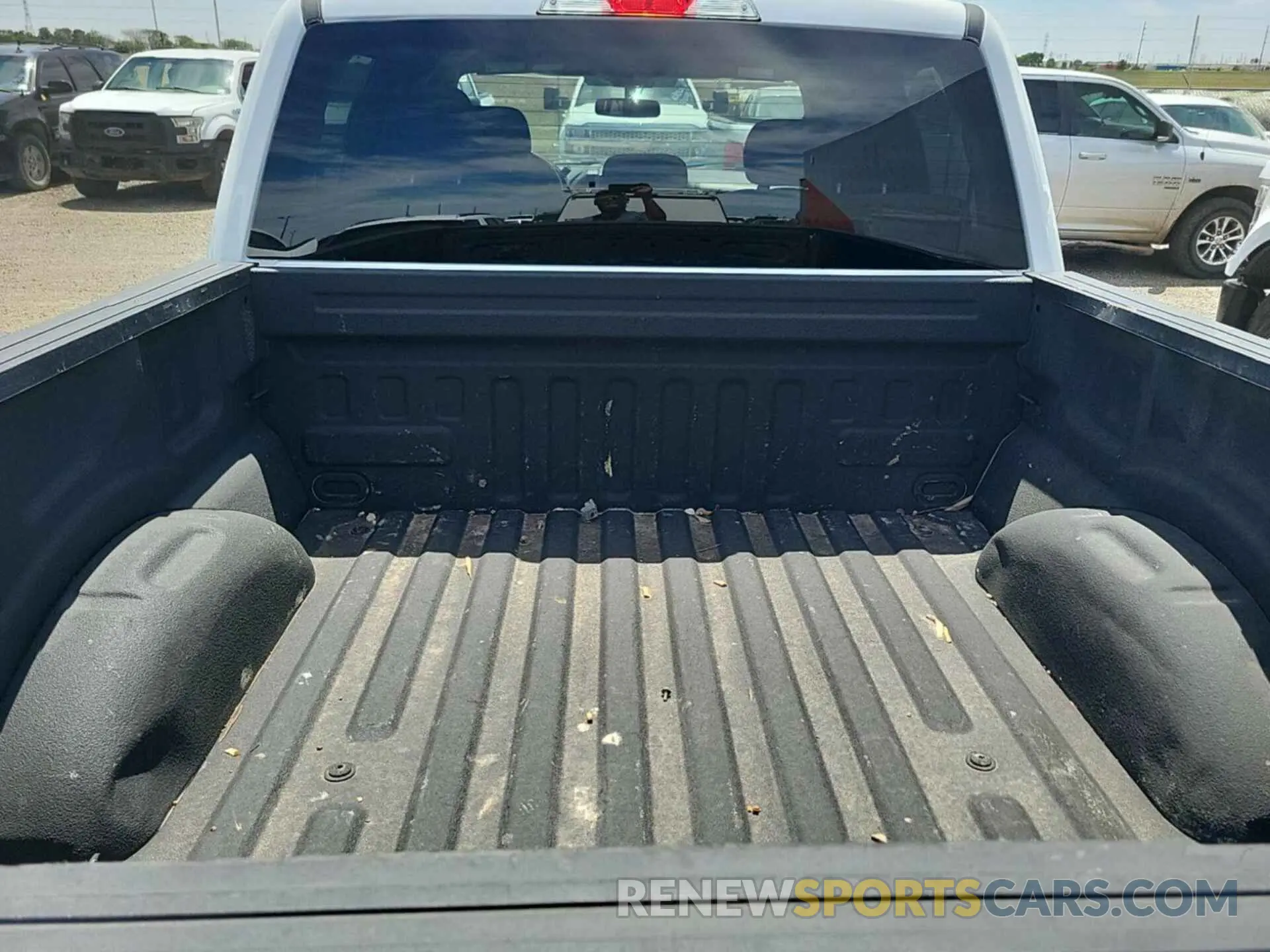 10 fotografías del automóvil dañado 1FTEW1E51KKD51103 FORD F-150 2019
