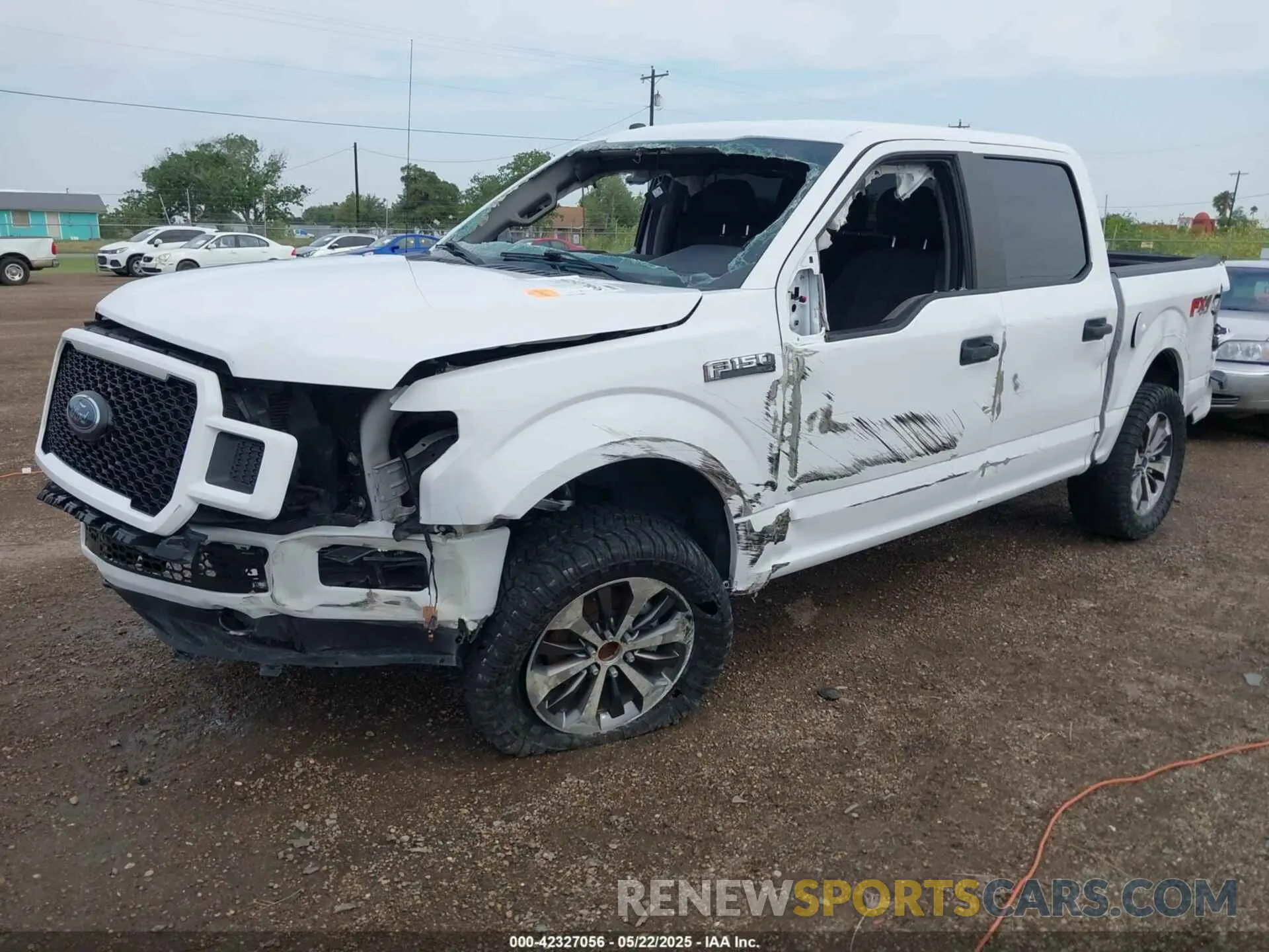 2 fotografías del automóvil dañado 1FTEW1E51KKF31908 FORD F-150 2019