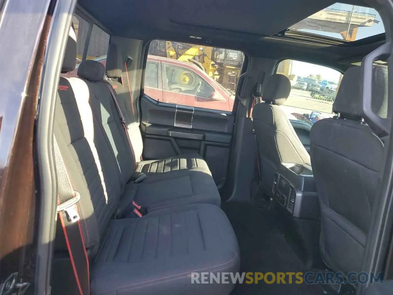 10 fotografías del automóvil dañado 1FTEW1E52KFB61836 FORD F-150 2019