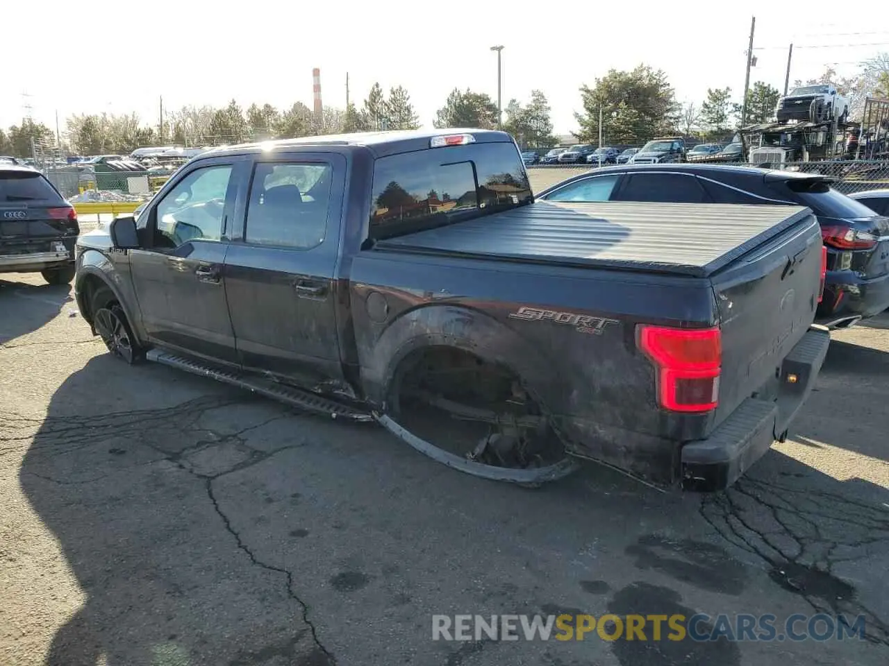 2 fotografías del automóvil dañado 1FTEW1E52KFB61836 FORD F-150 2019