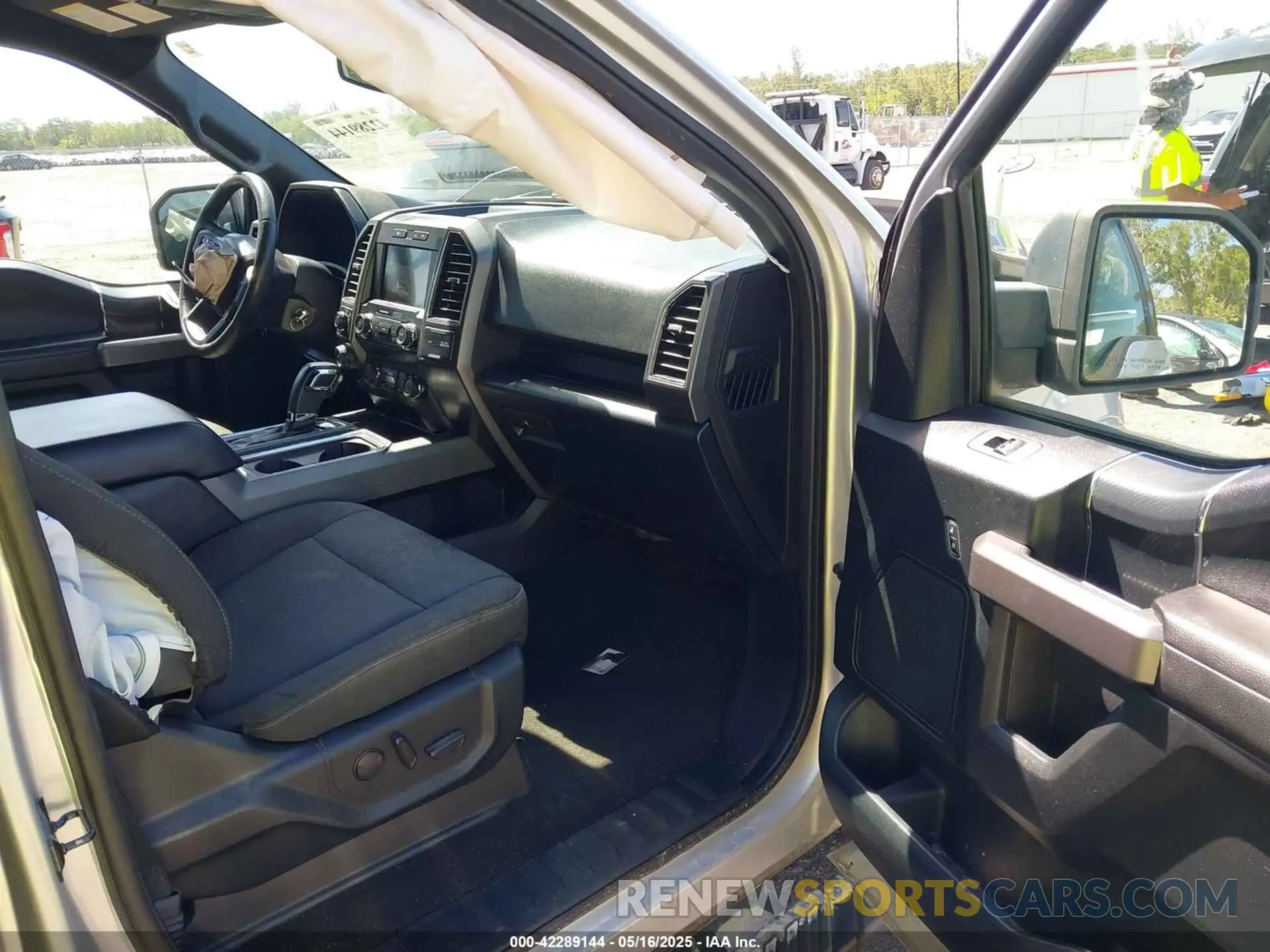 5 fotografías del automóvil dañado 1FTEW1E53KFC60729 FORD F-150 2019