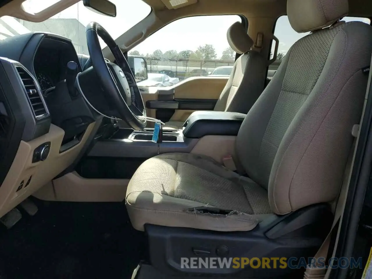 7 fotografías del automóvil dañado 1FTEW1E53KKC71723 FORD F-150 2019