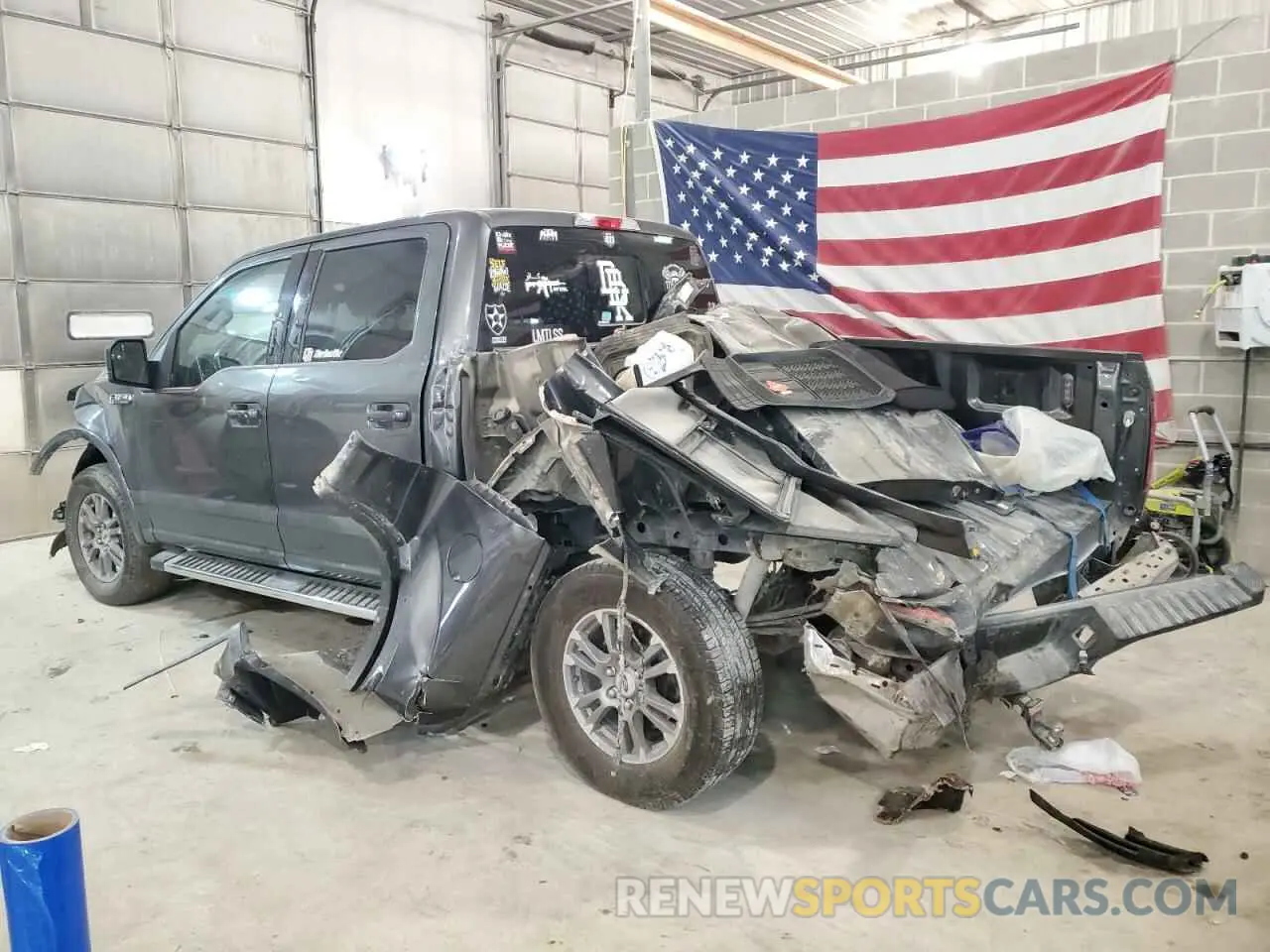2 fotografías del automóvil dañado 1FTEW1E54KFB09804 FORD F-150 2019