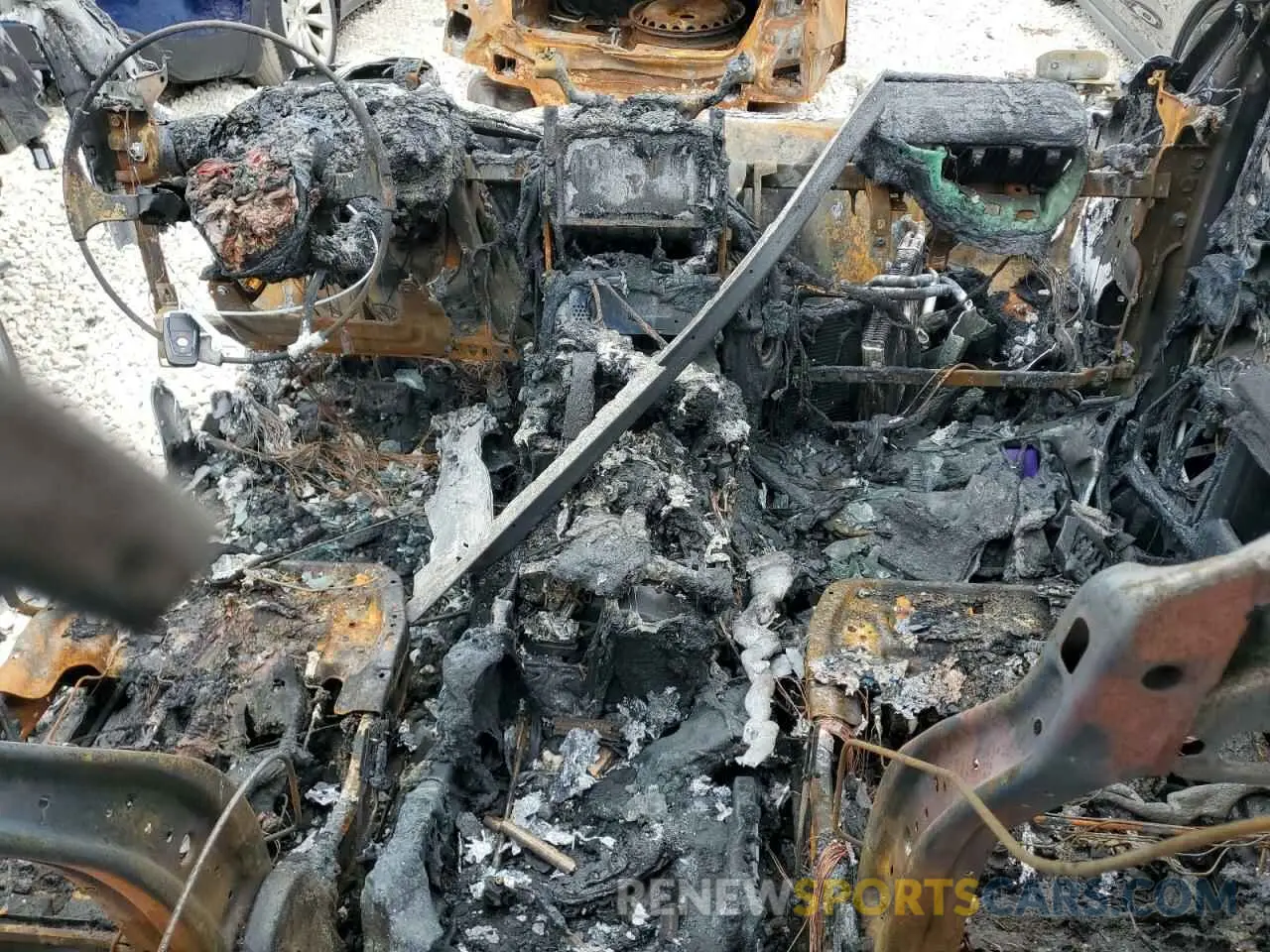 8 fotografías del automóvil dañado 1FTEW1E54KKD74827 FORD F-150 2019