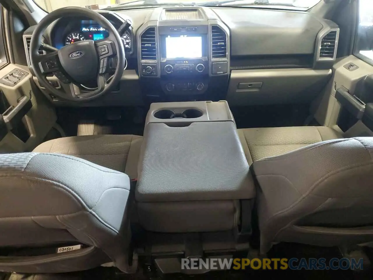 8 fotografías del automóvil dañado 1FTEW1E55KFA50083 FORD F-150 2019