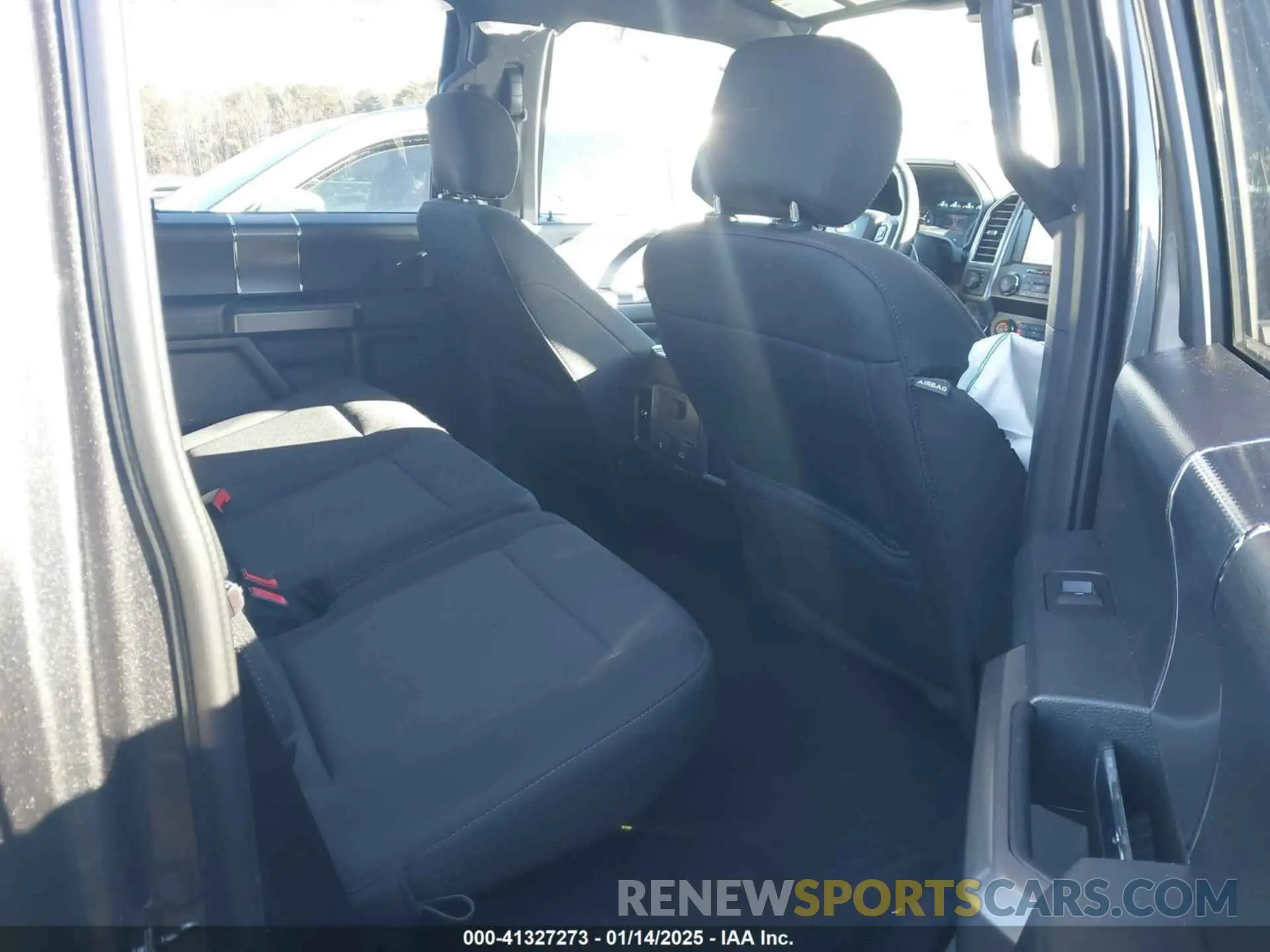 8 fotografías del automóvil dañado 1FTEW1E55KFD39996 FORD F-150 2019