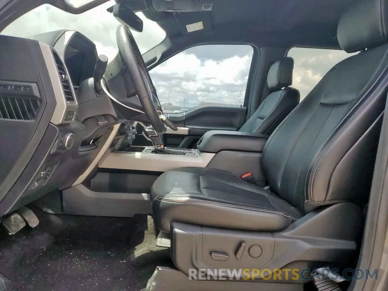 7 fotografías del automóvil dañado 1FTEW1E55KKC83615 FORD F-150 2019