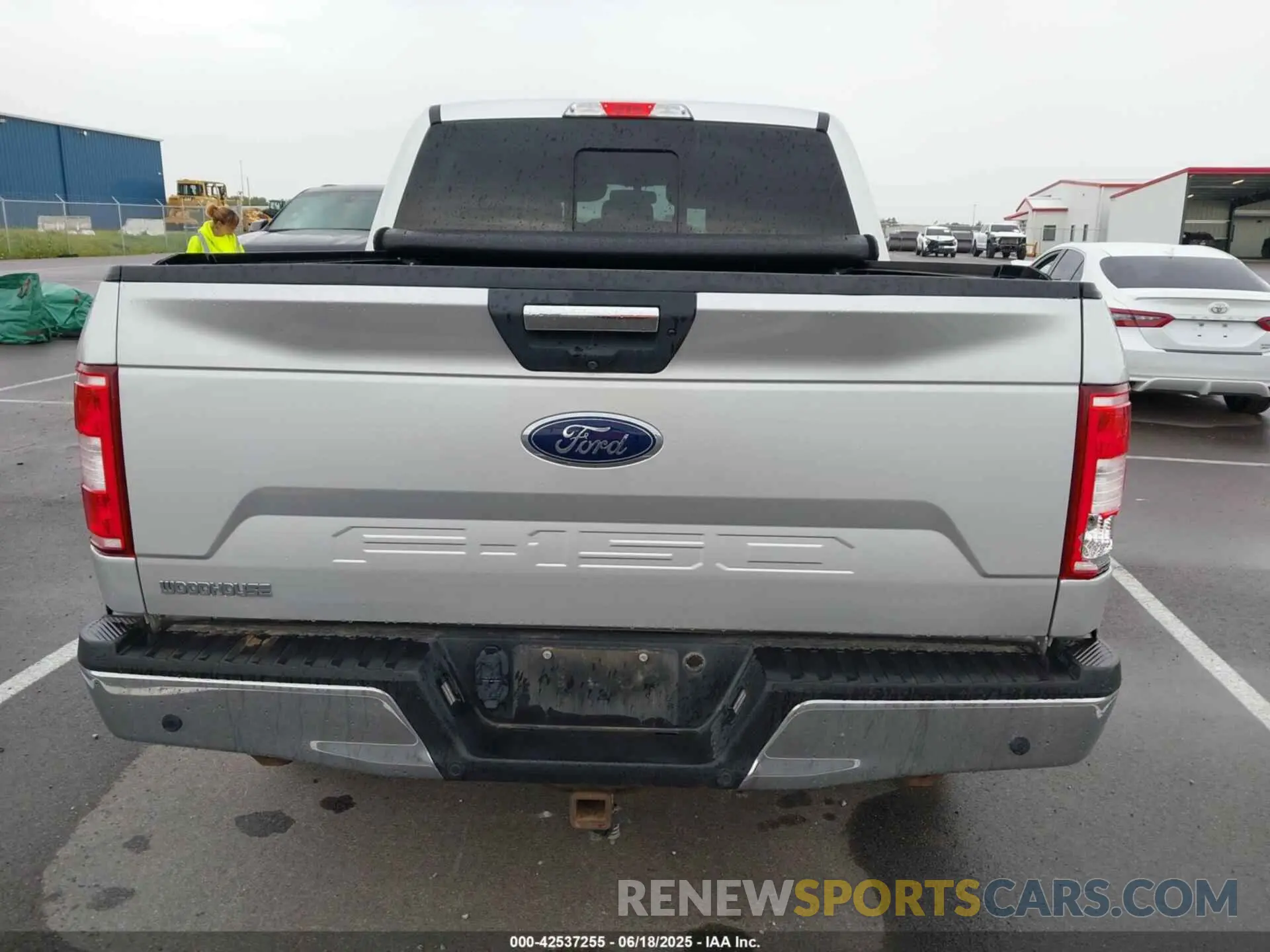 16 fotografías del automóvil dañado 1FTEW1E55KKE36039 FORD F-150 2019