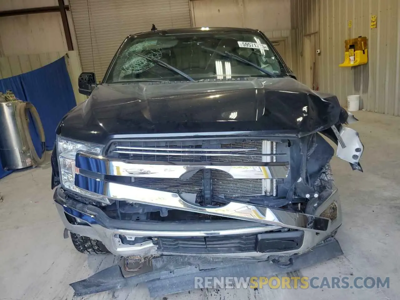 5 fotografías del automóvil dañado 1FTEW1E56KFA21028 FORD F-150 2019