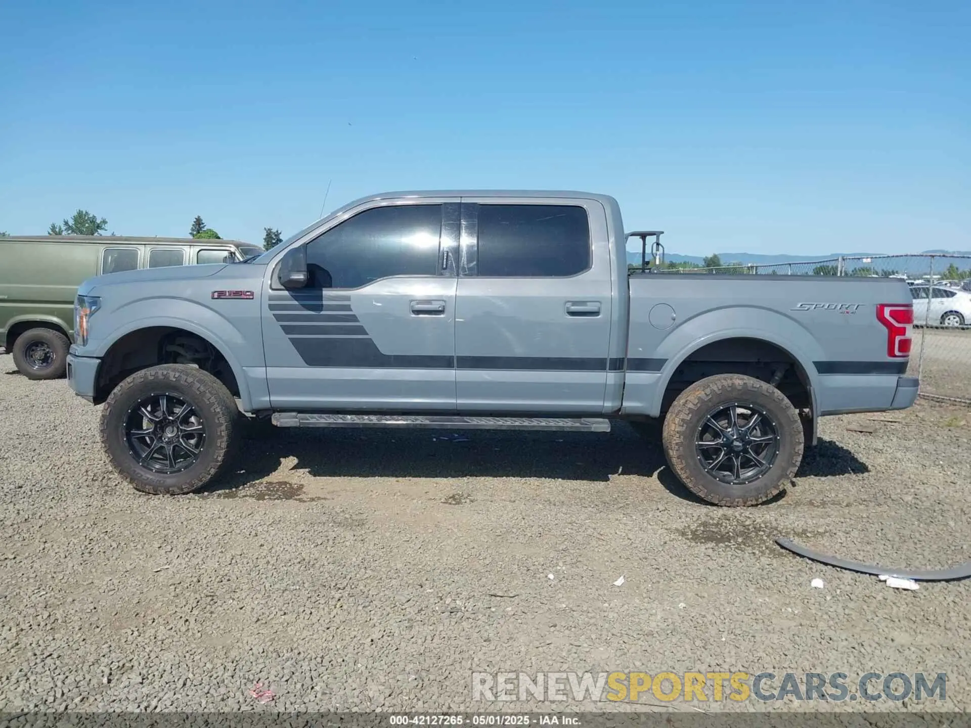 14 fotografías del automóvil dañado 1FTEW1E56KFB06998 FORD F-150 2019
