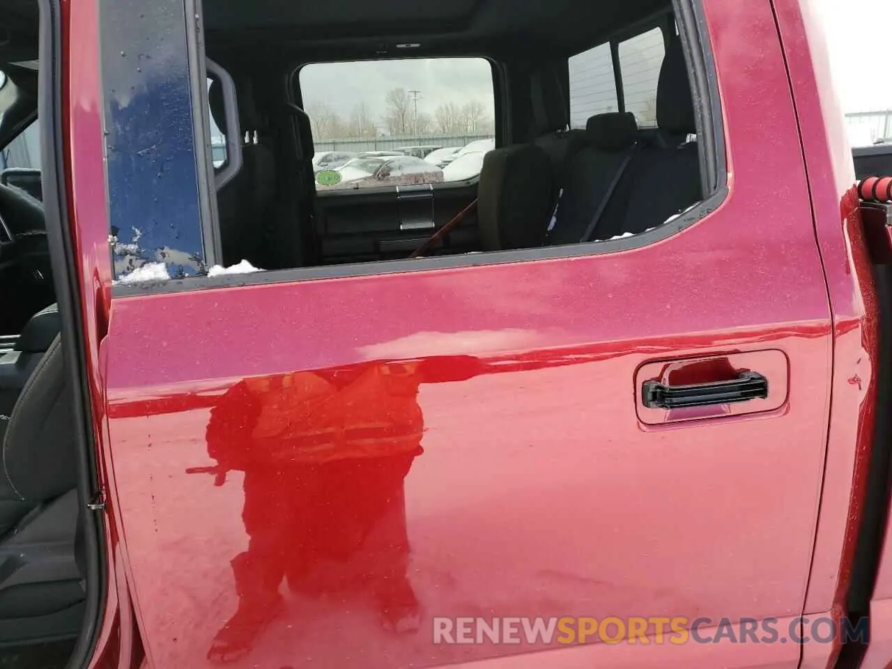 10 fotografías del automóvil dañado 1FTEW1E56KFB64268 FORD F-150 2019