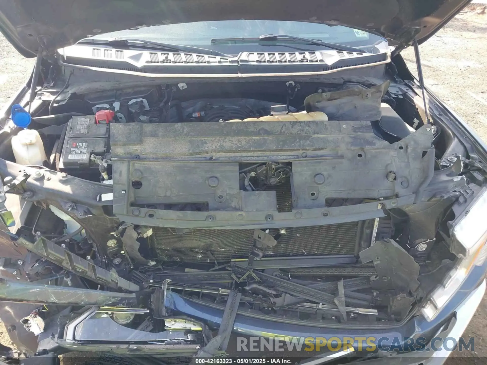 10 fotografías del automóvil dañado 1FTEW1E56KKE74377 FORD F-150 2019