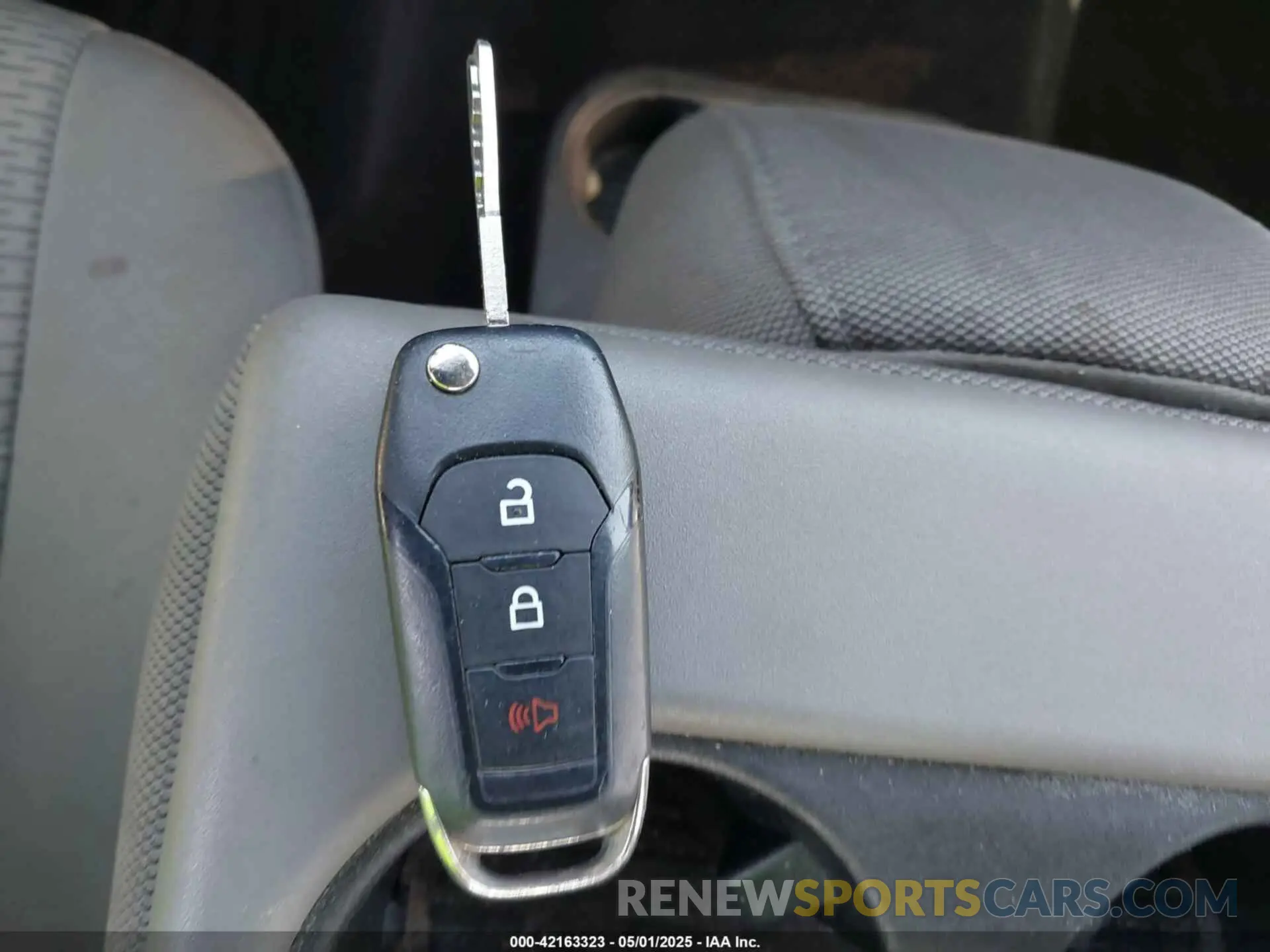 11 fotografías del automóvil dañado 1FTEW1E56KKE74377 FORD F-150 2019