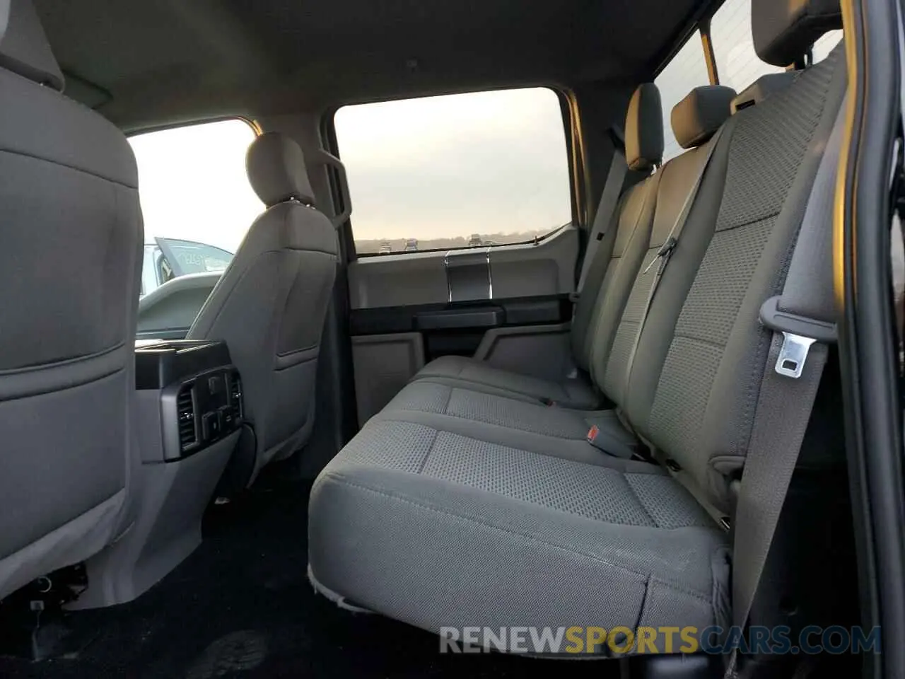 10 fotografías del automóvil dañado 1FTEW1E57KFB58365 FORD F-150 2019