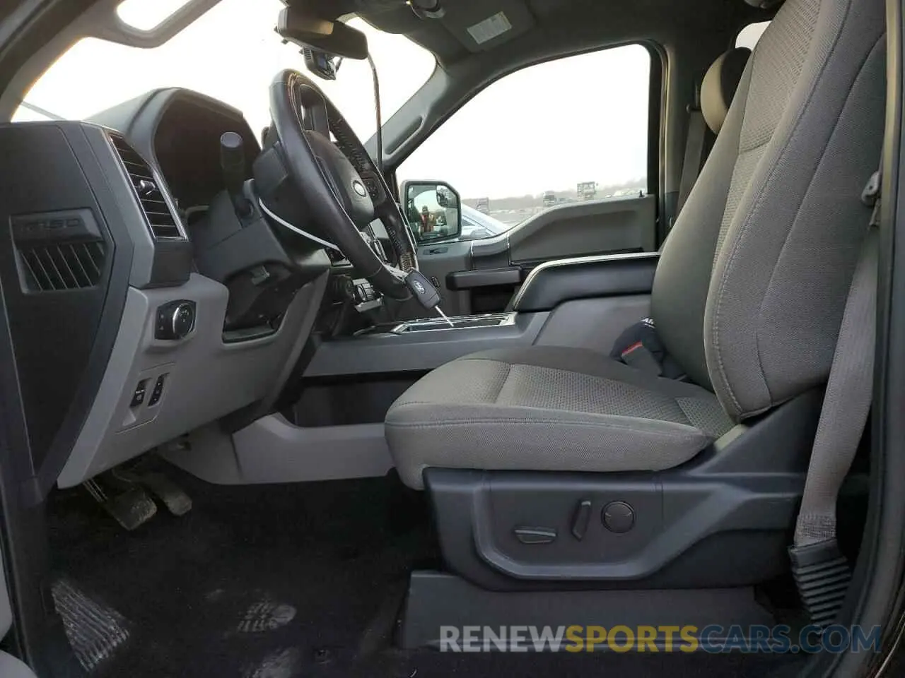 7 fotografías del automóvil dañado 1FTEW1E57KFB58365 FORD F-150 2019