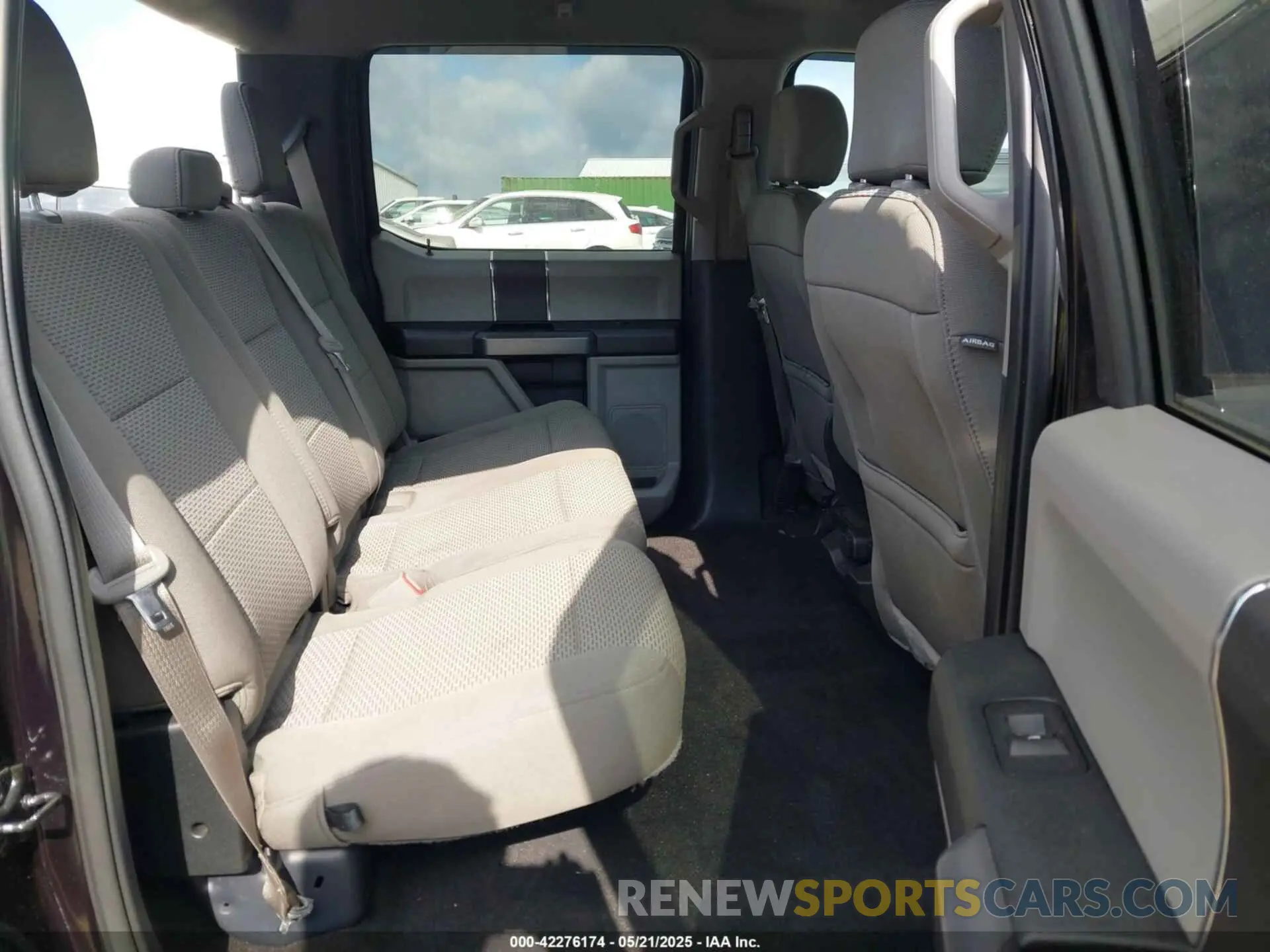 8 fotografías del automóvil dañado 1FTEW1E57KKC40393 FORD F-150 2019