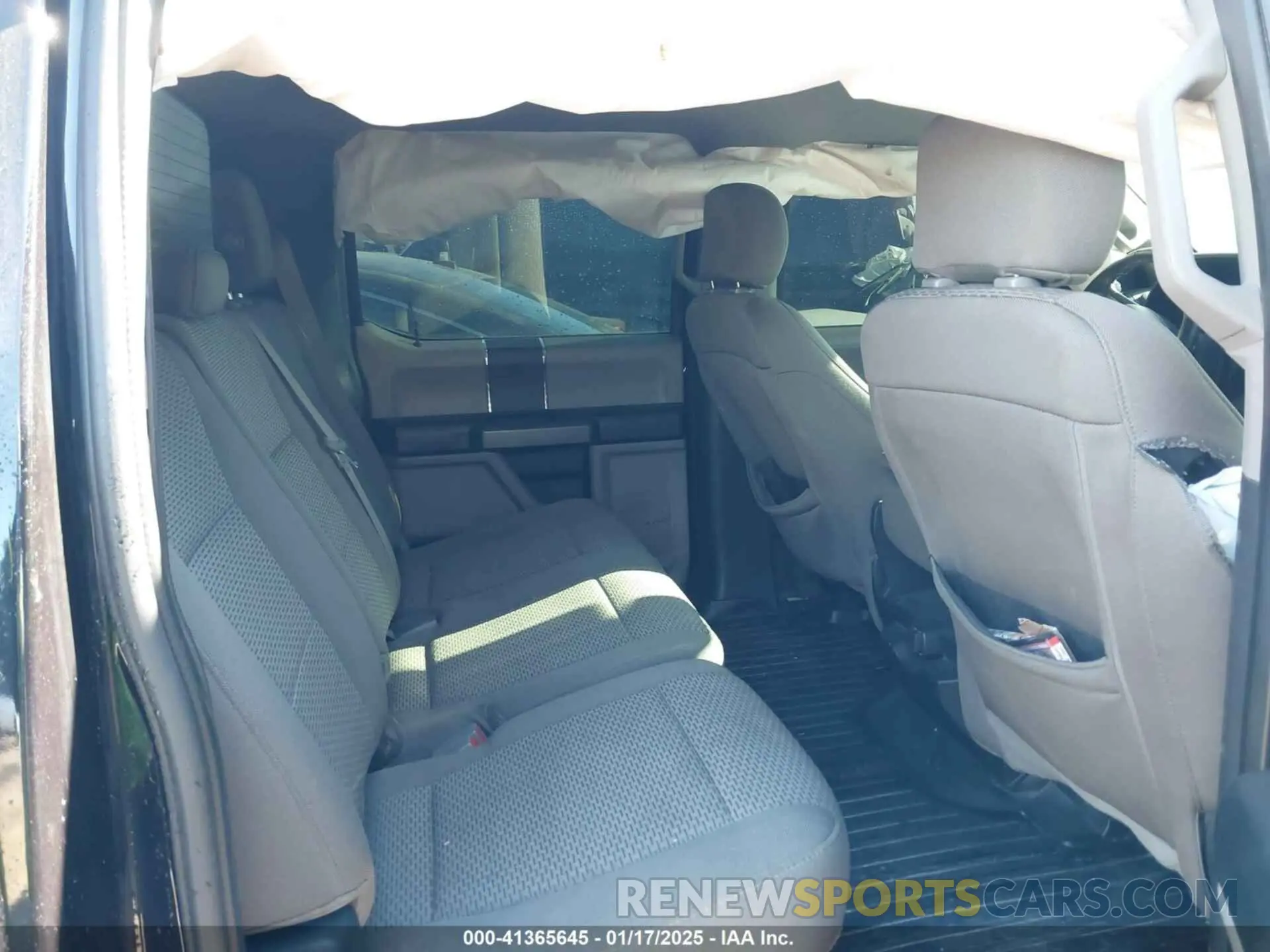 8 fotografías del automóvil dañado 1FTEW1E57KKD48481 FORD F-150 2019