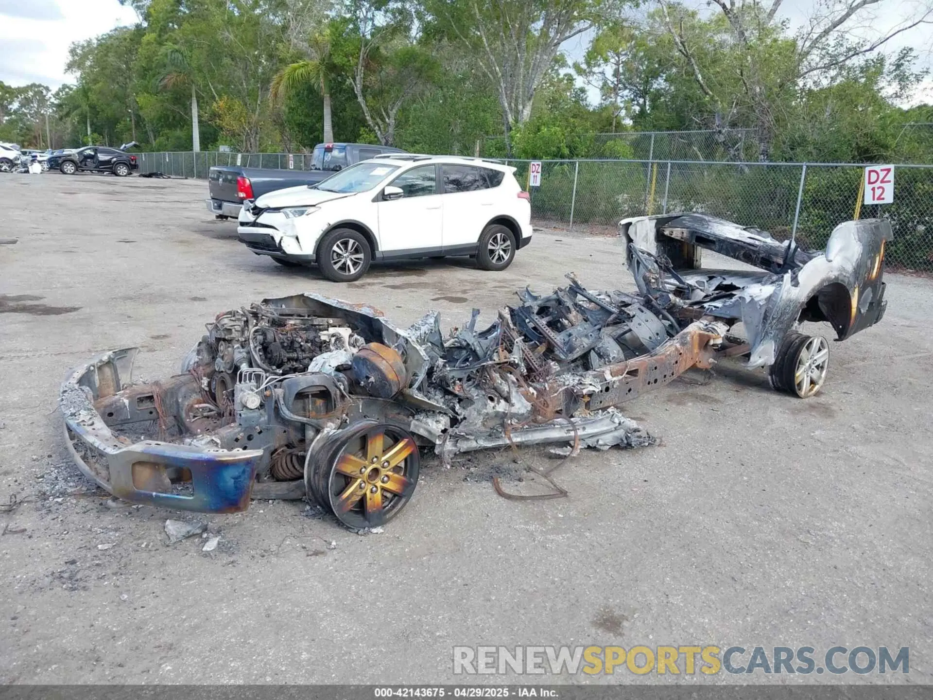 2 fotografías del automóvil dañado 1FTEW1E58KFB64062 FORD F-150 2019