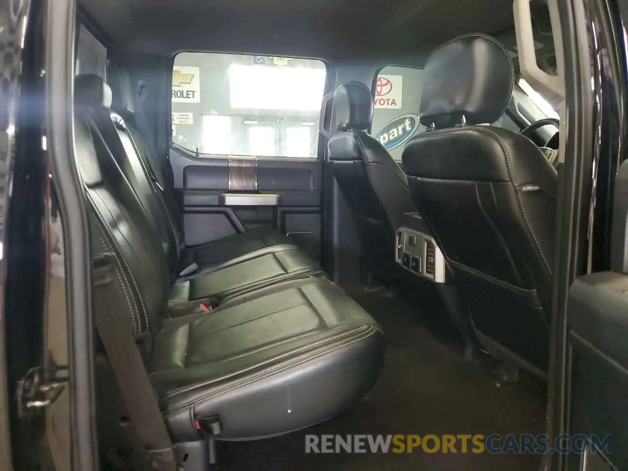 10 fotografías del automóvil dañado 1FTEW1E59KFA67288 FORD F-150 2019
