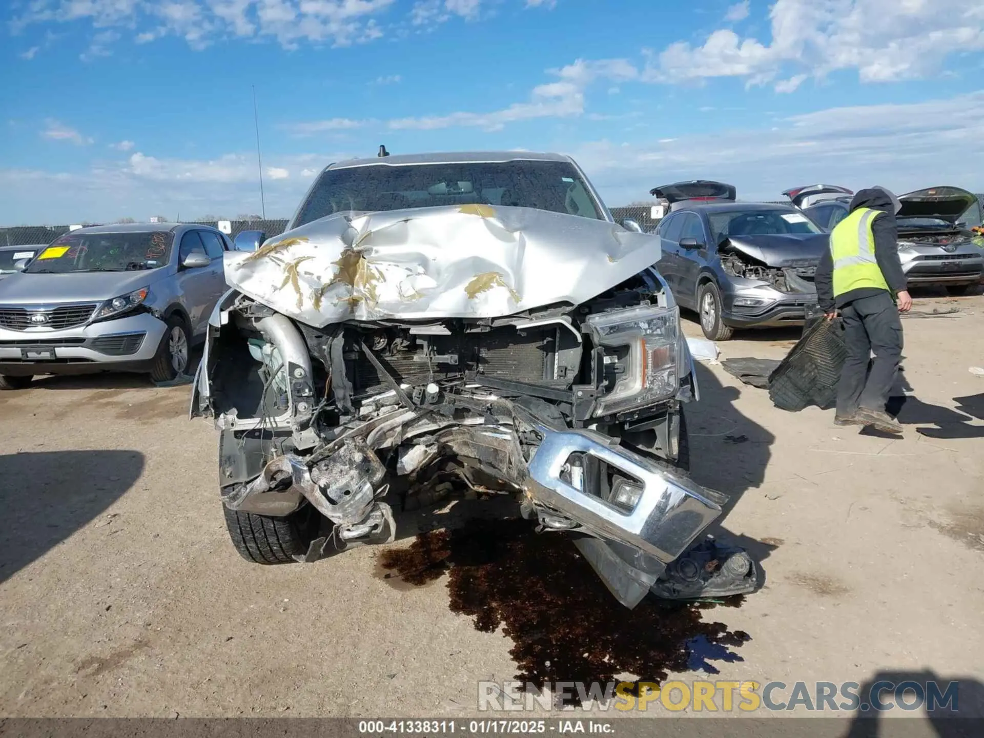 12 fotografías del automóvil dañado 1FTEW1E59KKD96578 FORD F-150 2019